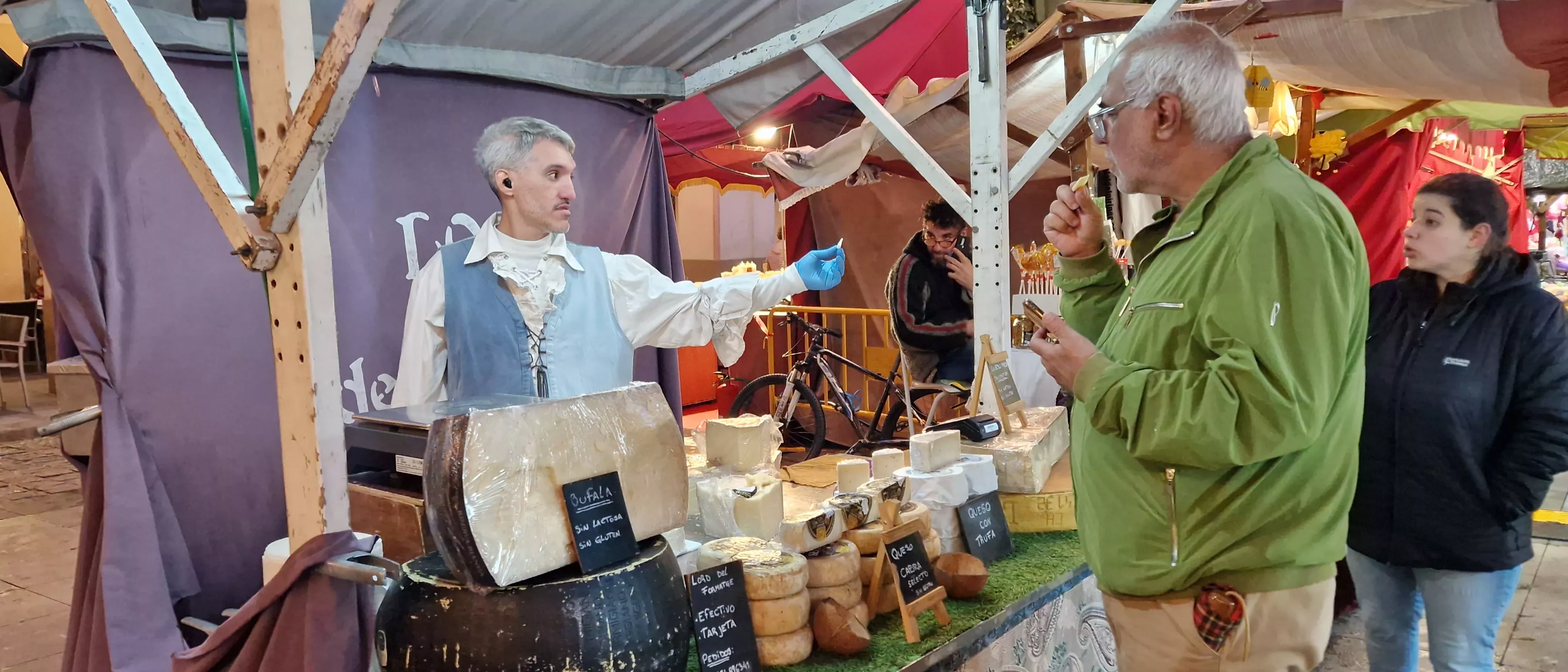 Apertura del Mercado Renacentista de Huesca. Foto Myriam Martínez 