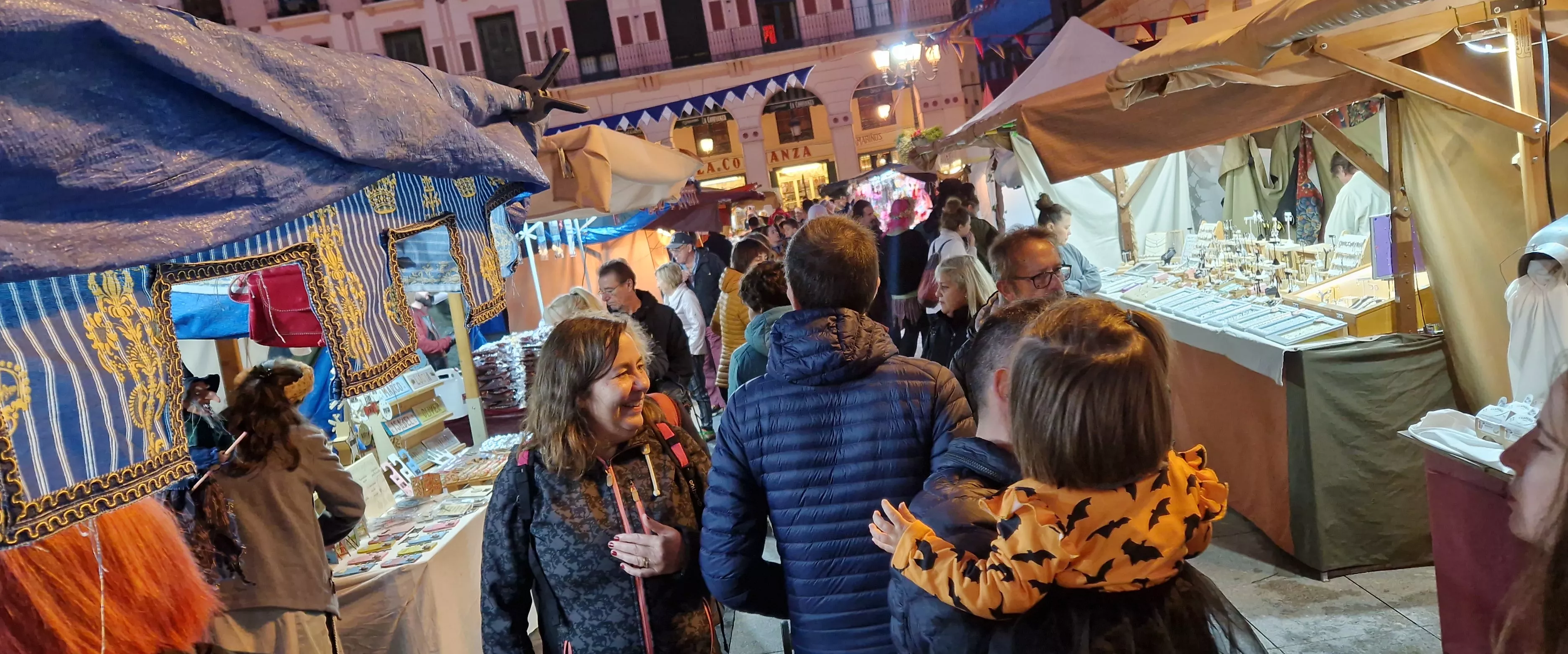 Imagen de la pasada edición del Mercado Renacentista de Huesca. Foto Myriam Martínez 