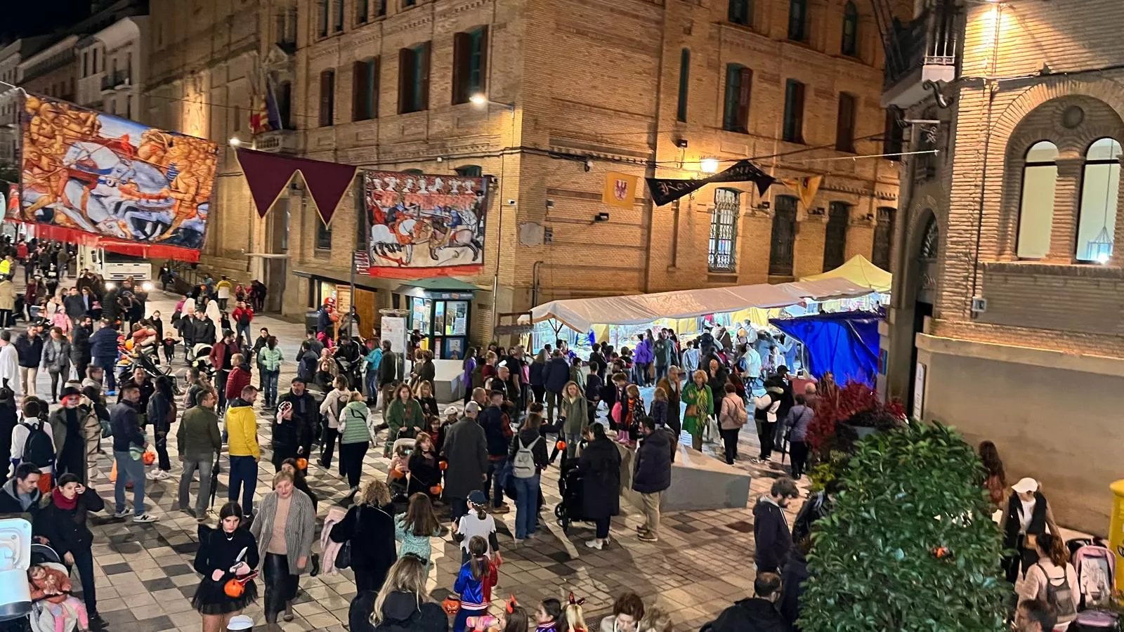 Celebración de la fiesta de Halloween en Huesca. Foto Mercedes Manterola