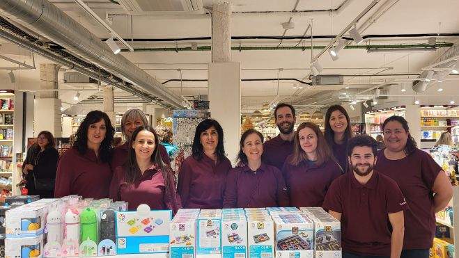 Equipo del nuevo establecimiento Santos Ochoa Equipo del nuevo establecimiento Santos Ochoa