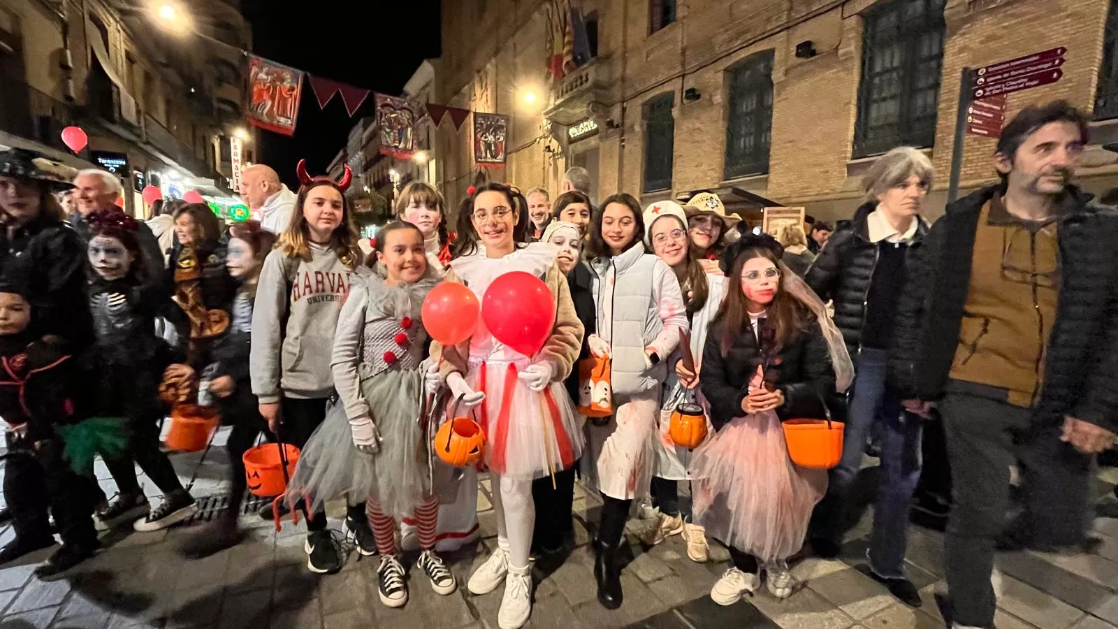 Celebración de la fiesta de Halloween en Huesca. Foto Mercedes Manterola