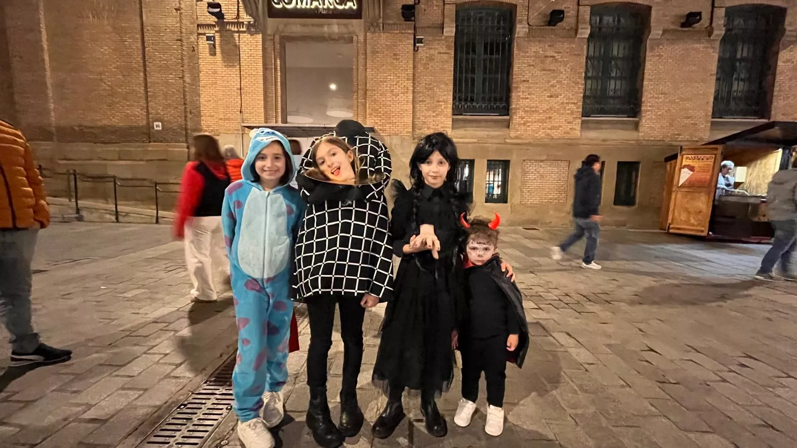 Celebración de la fiesta de Halloween en Huesca. Foto Mercedes Manterola