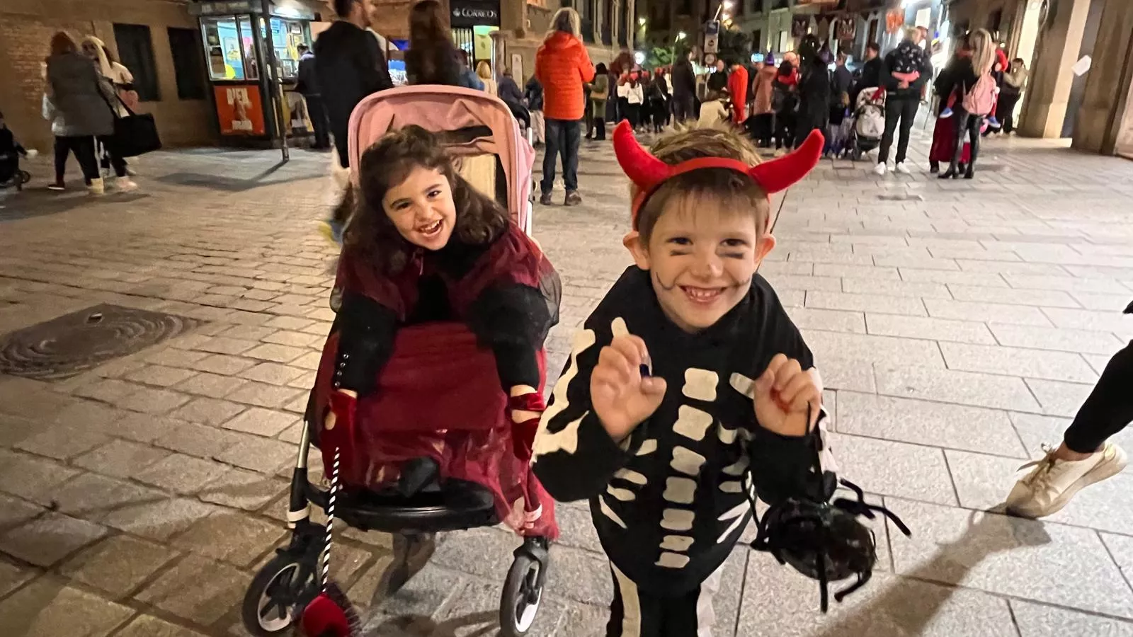 Celebración de la fiesta de Halloween en Huesca. Foto Mercedes Manterola