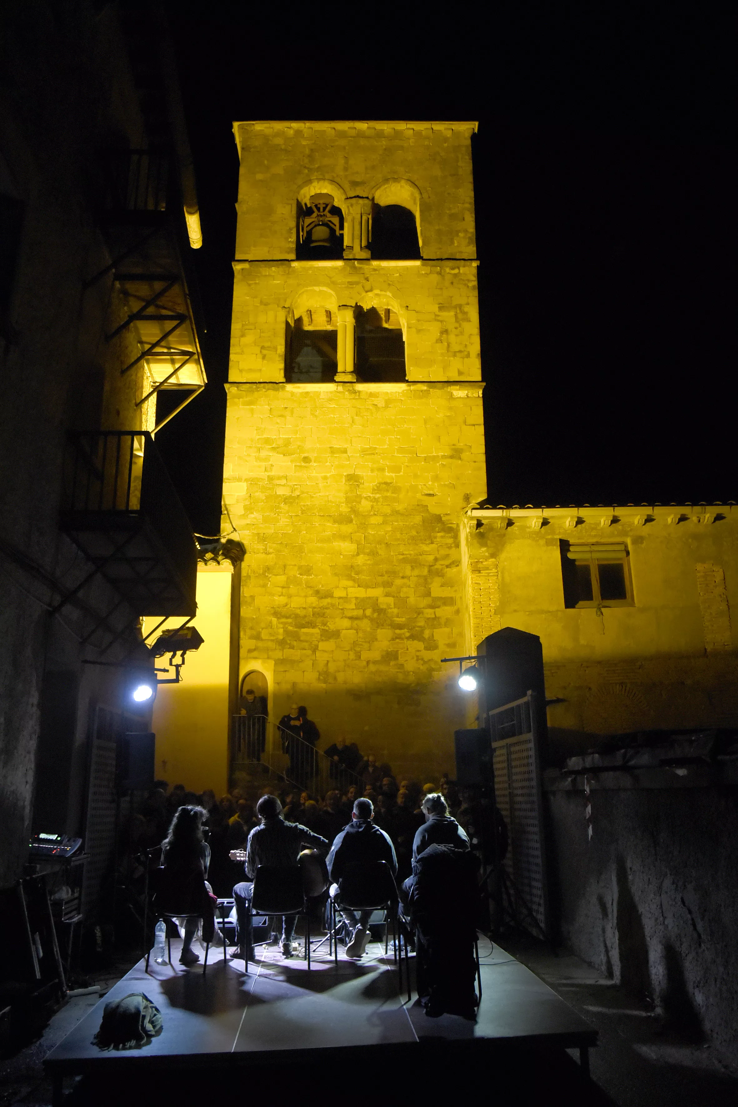 Extrarradios  Ayerbe. Foto Javier Blasco