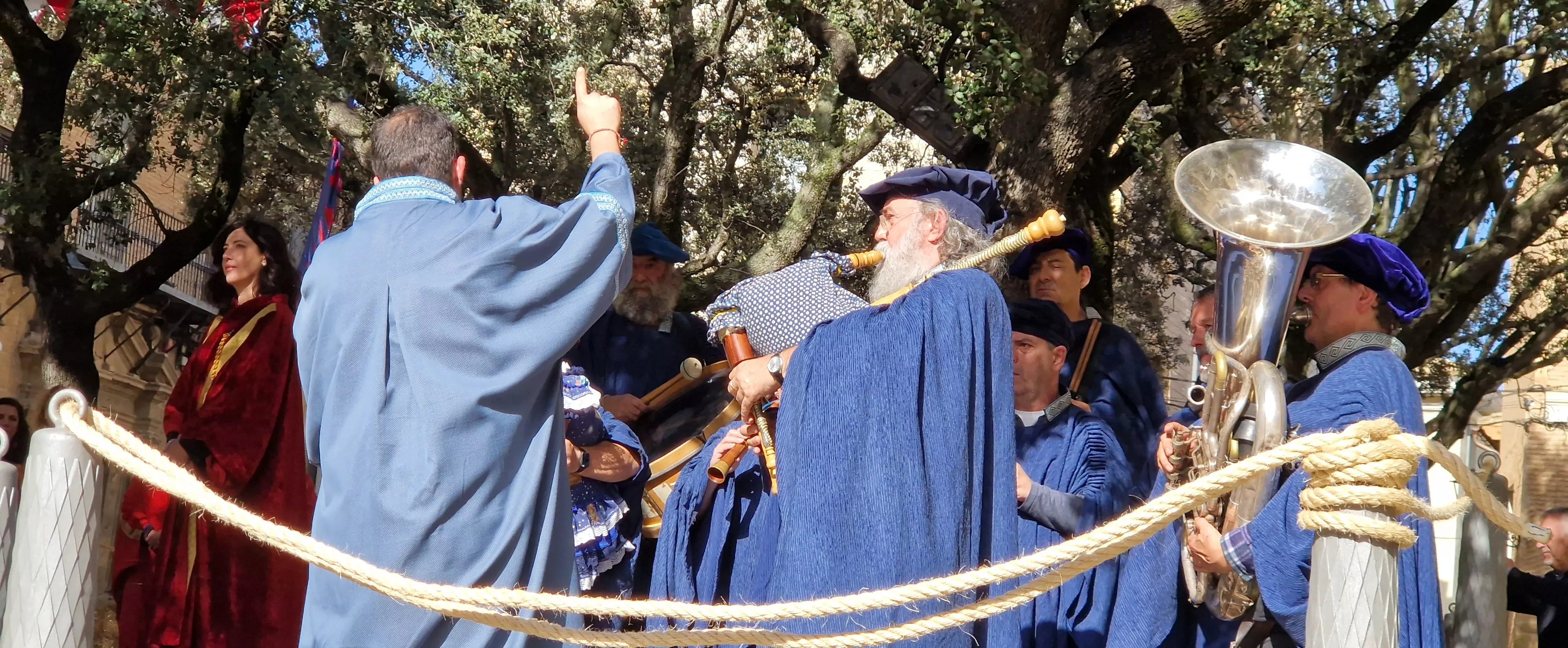  Ceremonia de insaculación o extracción de oficios de Huesca 2024. Foto Myriam Martínez 