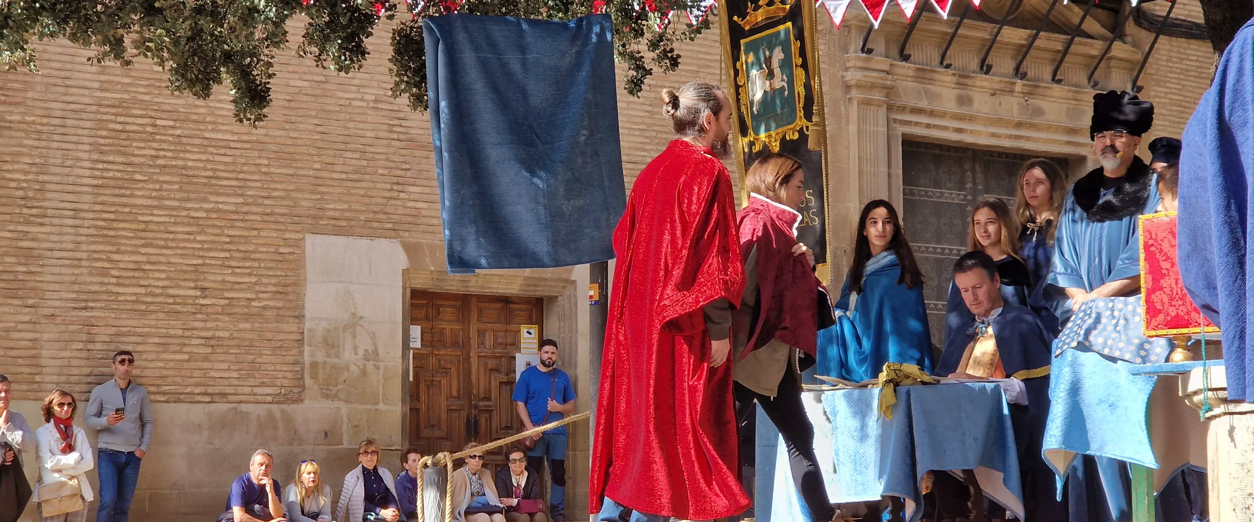  Ceremonia de insaculación o extracción de oficios de Huesca 2024. Foto Myriam Martínez 