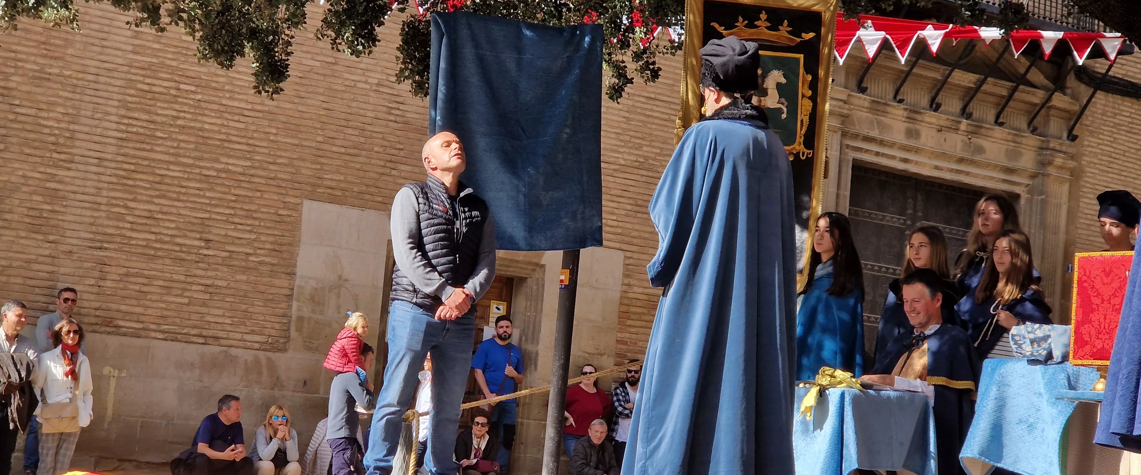  Ceremonia de insaculación o extracción de oficios de Huesca 2024. Foto Myriam Martínez 