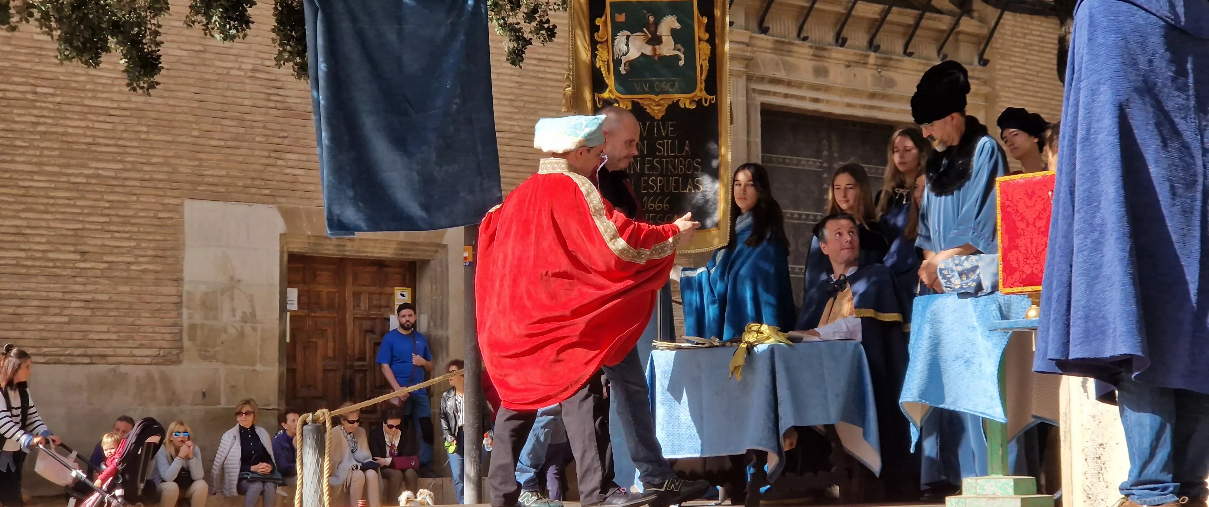  Ceremonia de insaculación o extracción de oficios de Huesca 2024. Foto Myriam Martínez 