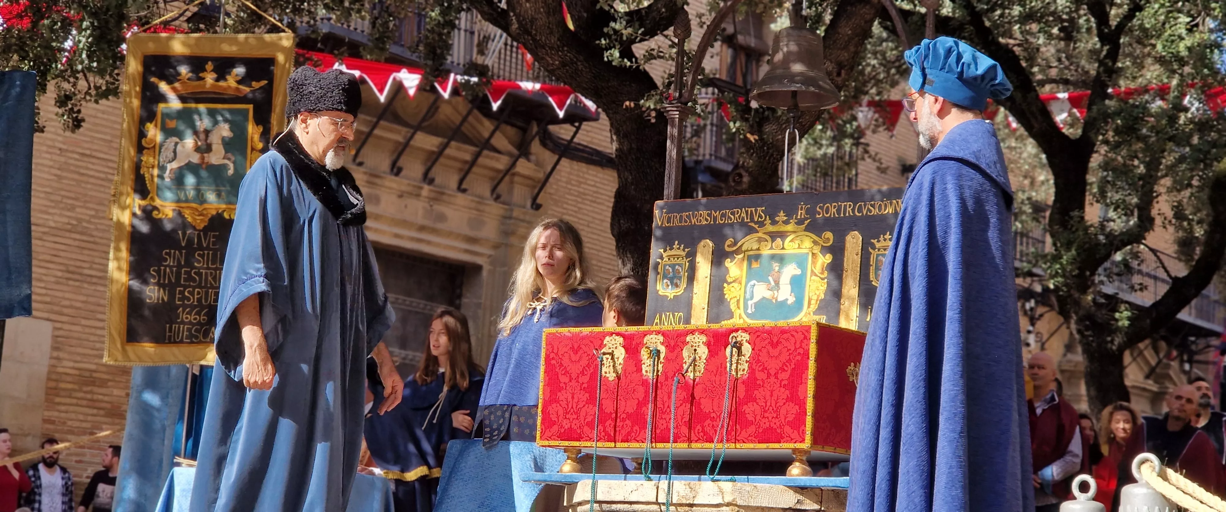  Ceremonia de insaculación o extracción de oficios de Huesca 2024. Foto Myriam Martínez 