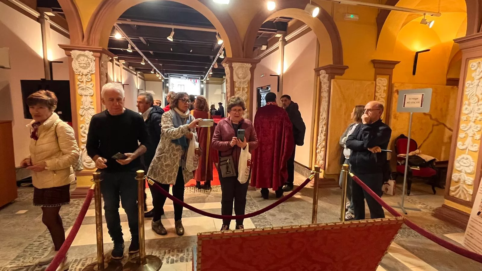 Exposición sobre la insaculación en el Colegio Santiago de Huesca. Foto Mercedes Manterola