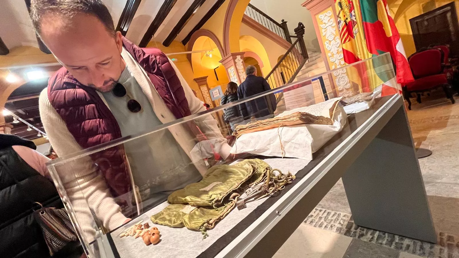 Exposición sobre la insaculación en el Colegio Santiago de Huesca. Foto Mercedes Manterola