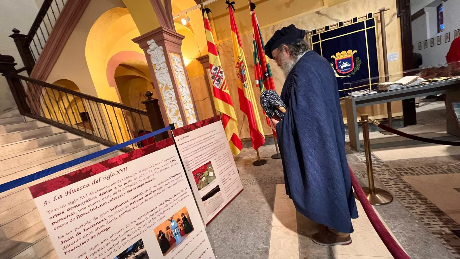 Exposición sobre la insaculación en el Colegio Santiago de Huesca. Foto Mercedes Manterola