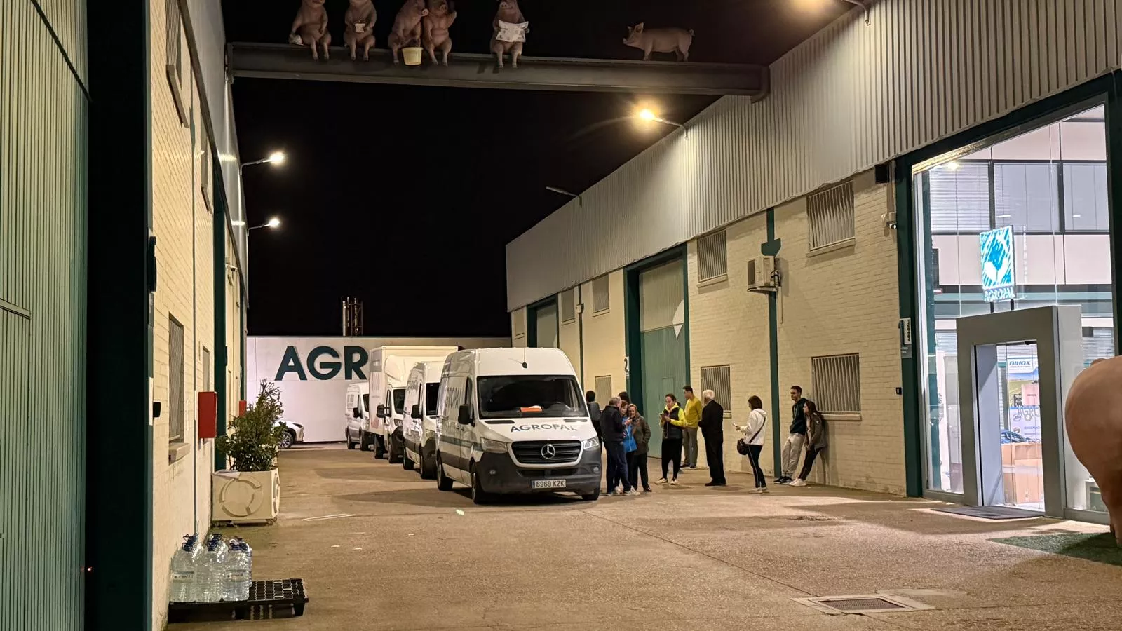Recogida de productos para Valencia en Agropal de Huesca