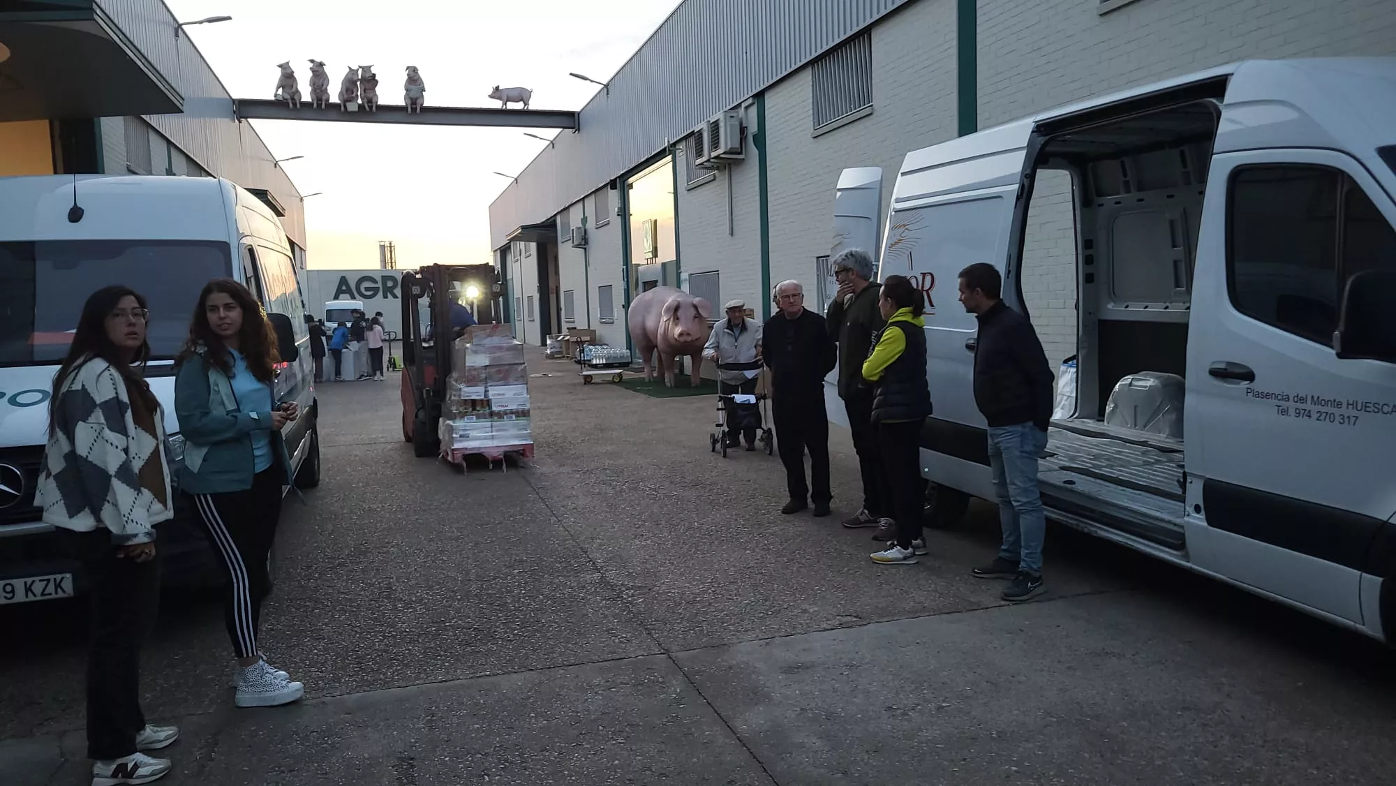 Recogida de productos para Valencia en Agropal de Huesca