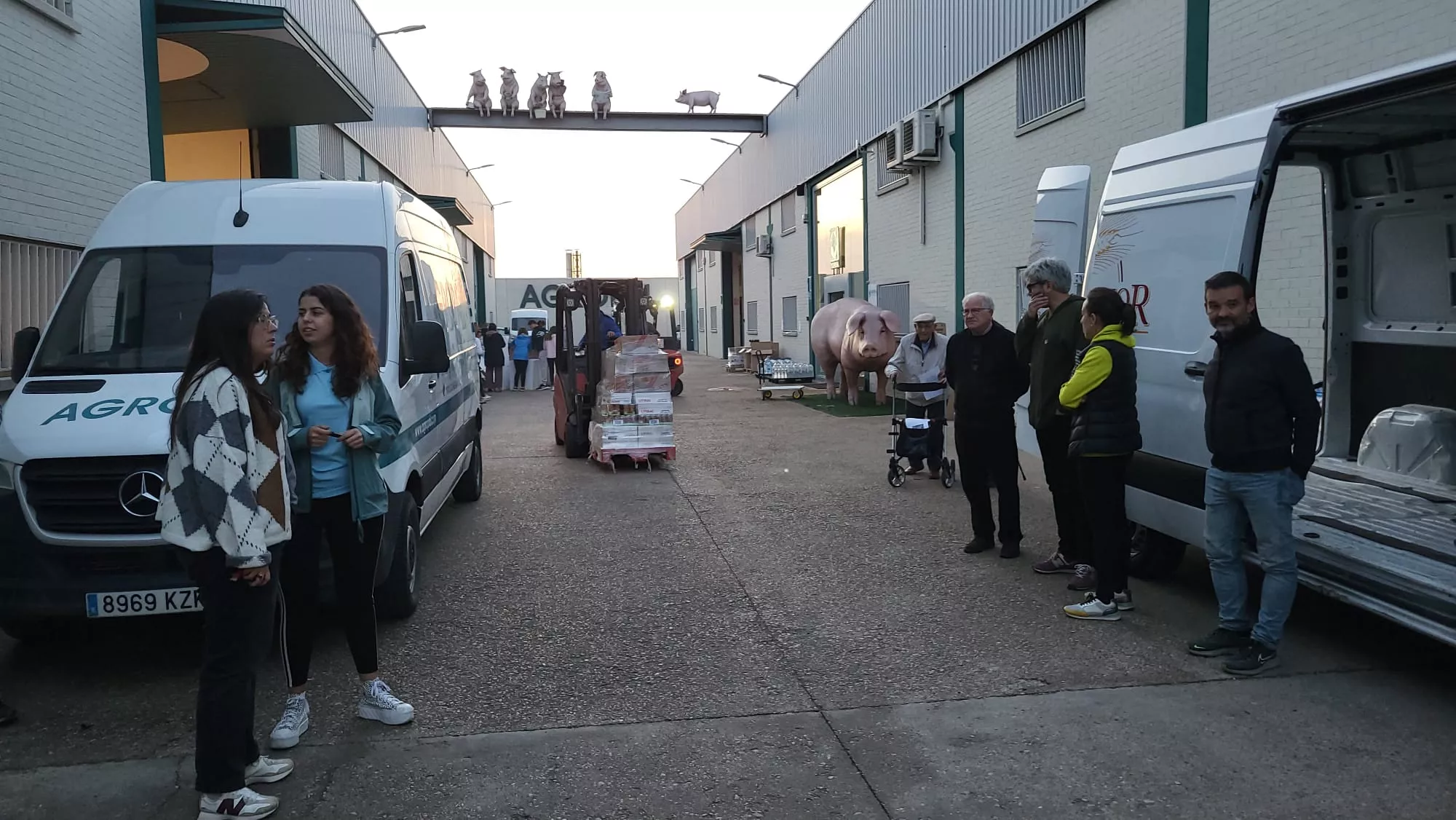 Recogida de productos para Valencia en Agropal de Huesca