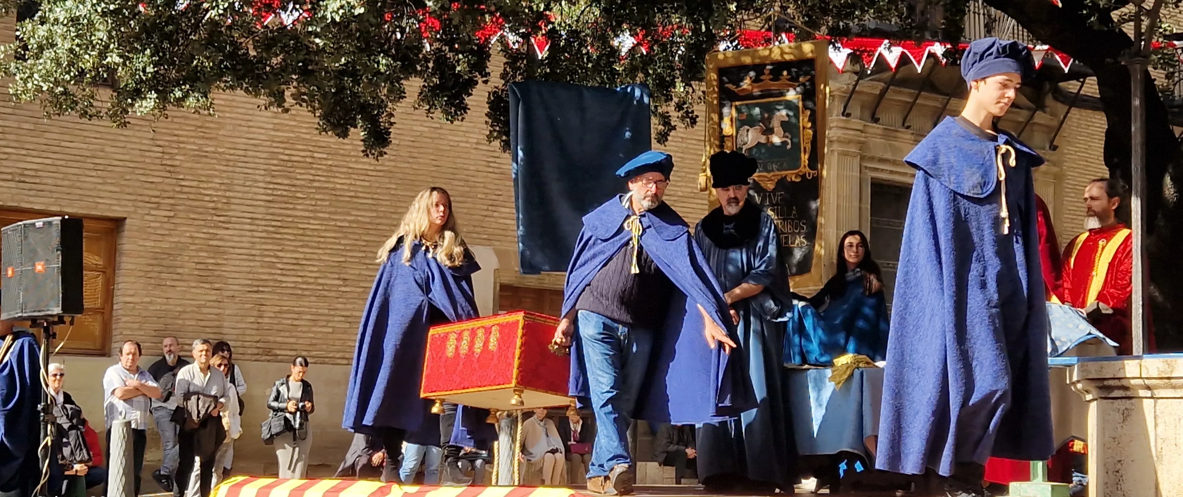  Ceremonia de insaculación o extracción de oficios de Huesca 2024. Foto Myriam Martínez 