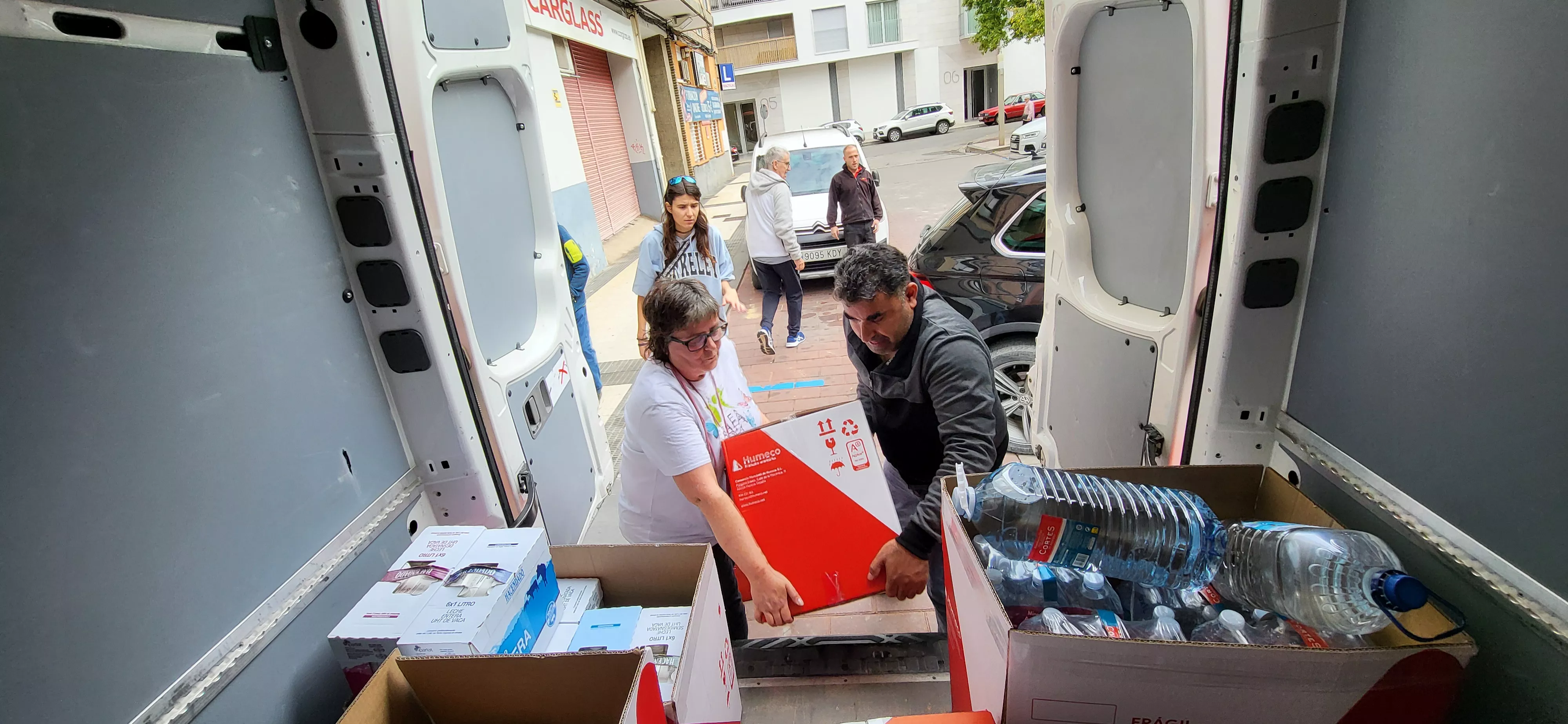 Recogida organizada por Asafa para los damnificados por la dana en Valencia. Mercedes Manterola