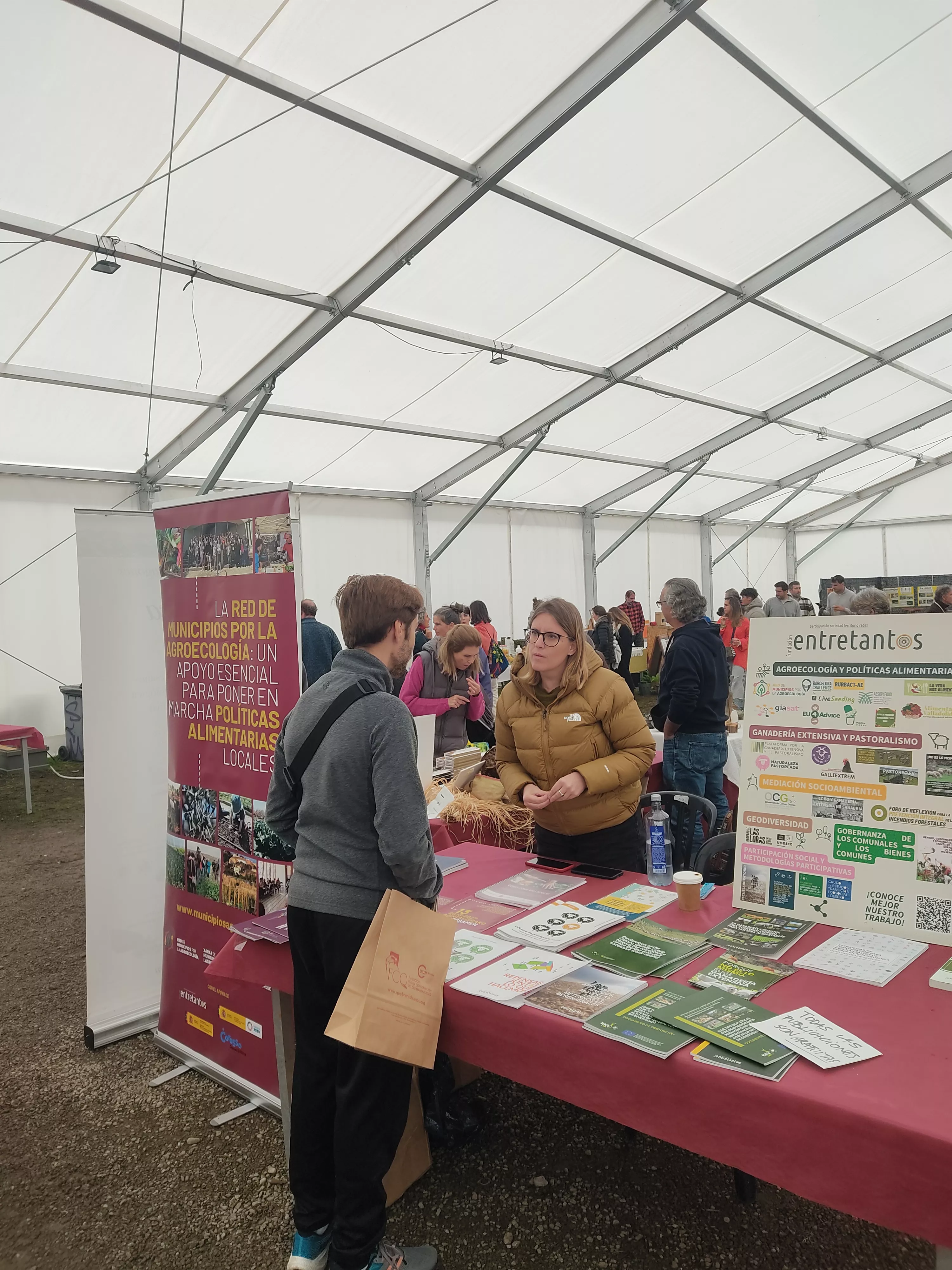 Puesto informativo de la Red de Municipios por la Agroecología