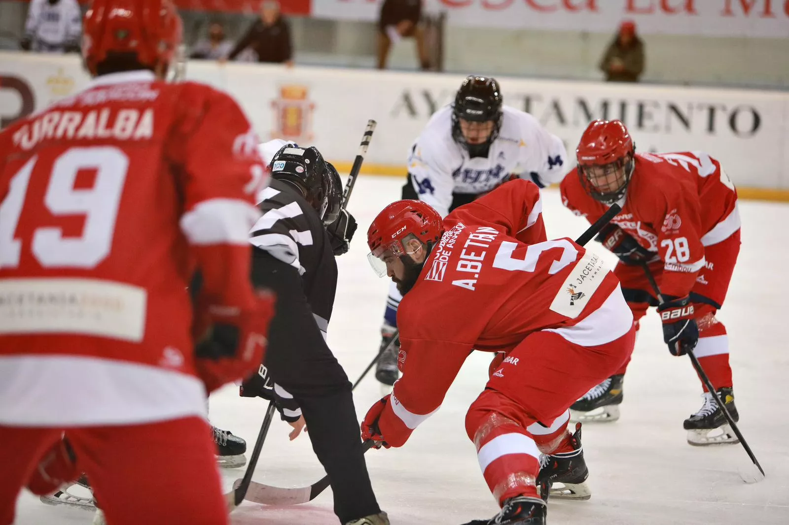Partido CH Jaca-Huarte. CHJ FOTO @memories photo