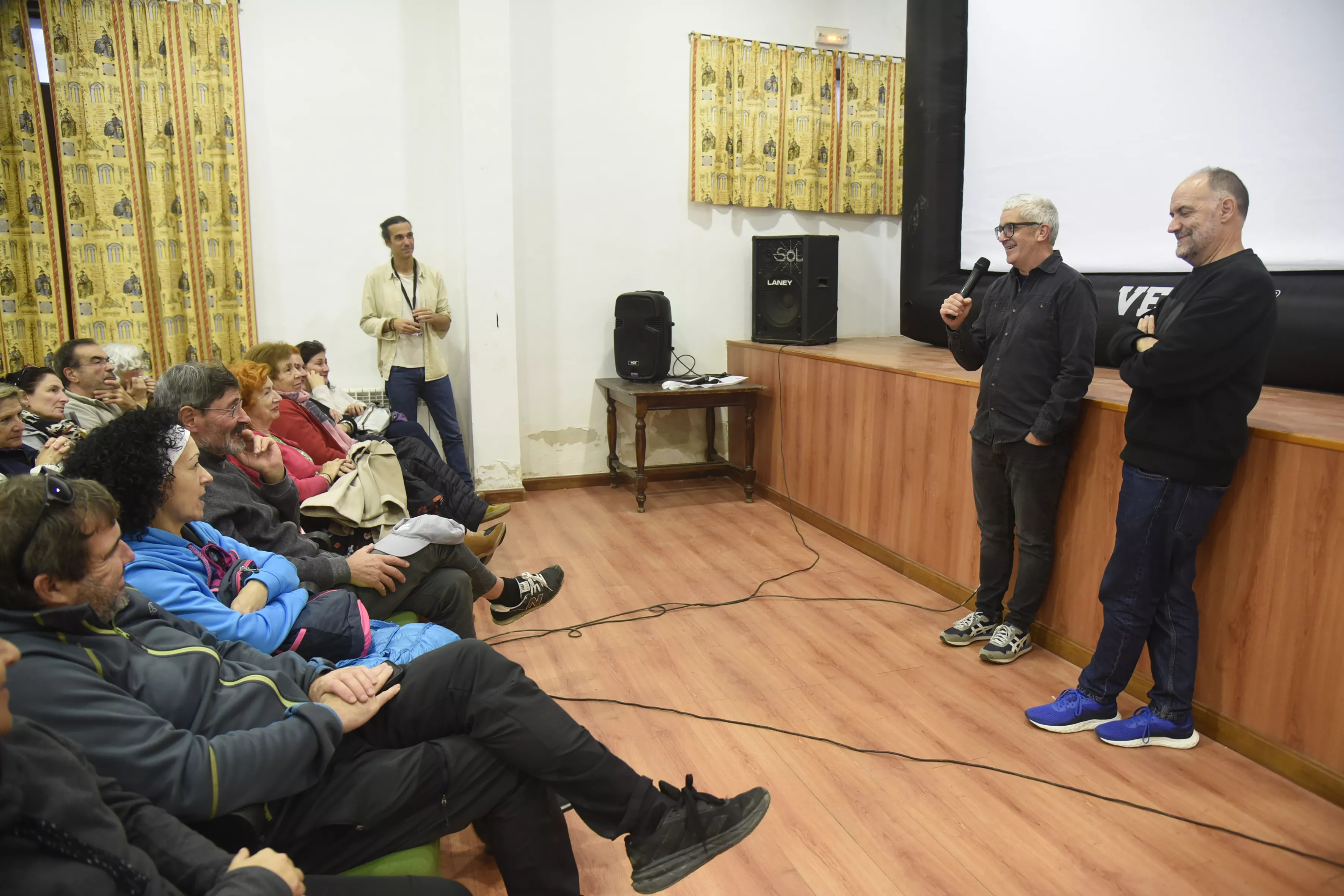 Actividad del Festival Extrarradios el sábado en Ayerbe. Foto Javier Blasco