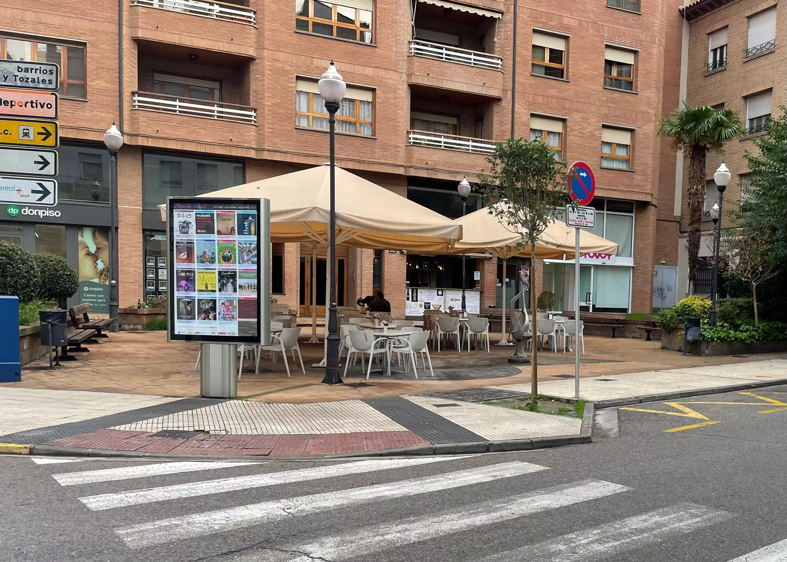 Plaza Romabelo de Monzón