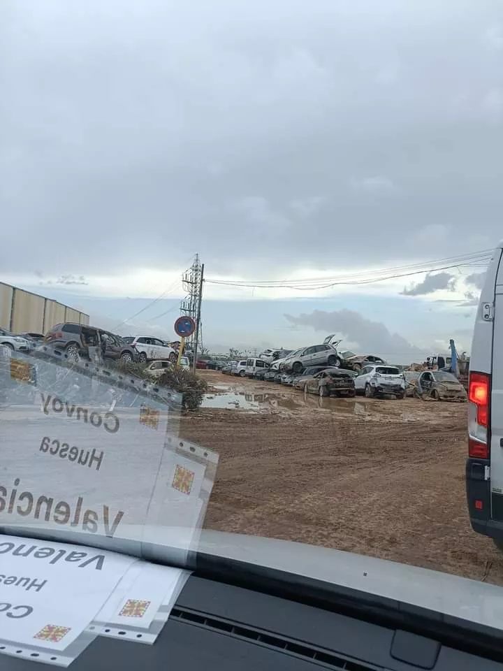 Asafa Huesca y el resto del convoy de ayuda para Valencia.