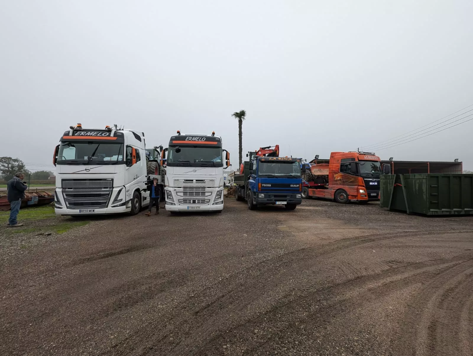 Tractores de Aega para combatir los efectos de la dana