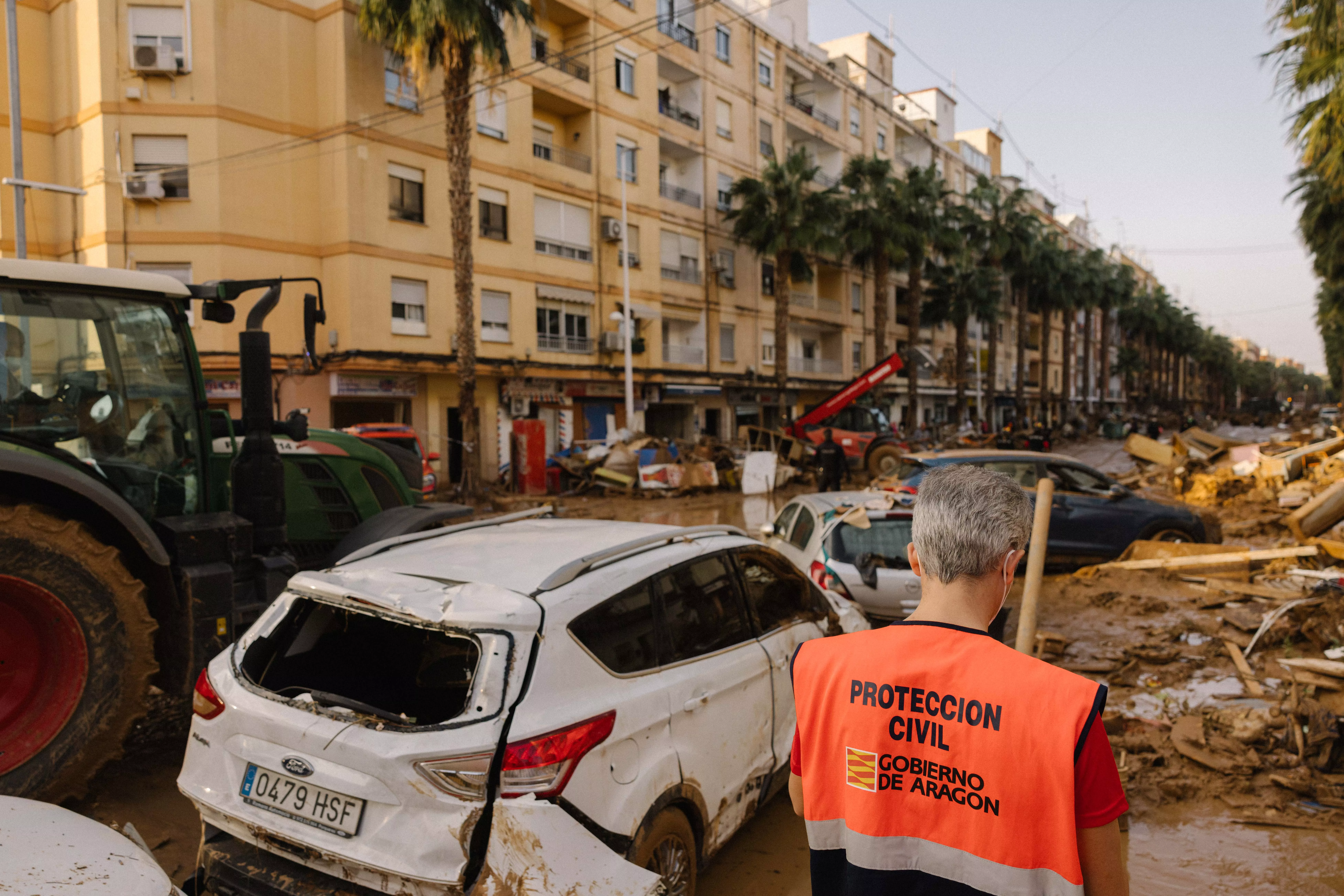 Trabajos de distintos cuerpos aragoneses en Catarroja. Foto E. Ezequiel (DGA) Trabajos de distintos cuerpos aragoneses en Catarroja. Foto E. Ezequiel (DGA)