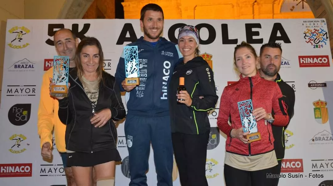 Podio parejas mixtas. Foto Manolo Susín