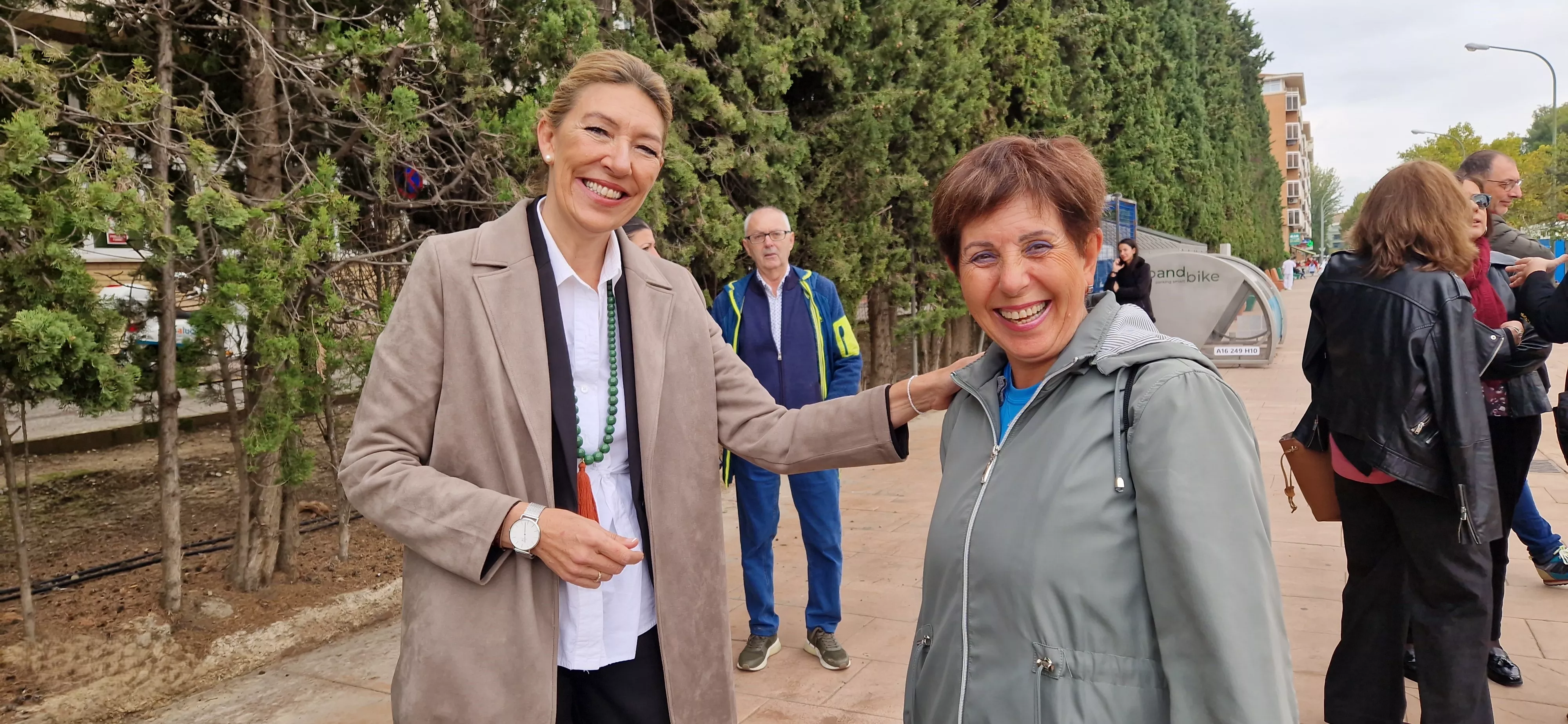  Día Internacional de las Personas Cuidadoras en Huesca. Foto Myriam Martínez 
