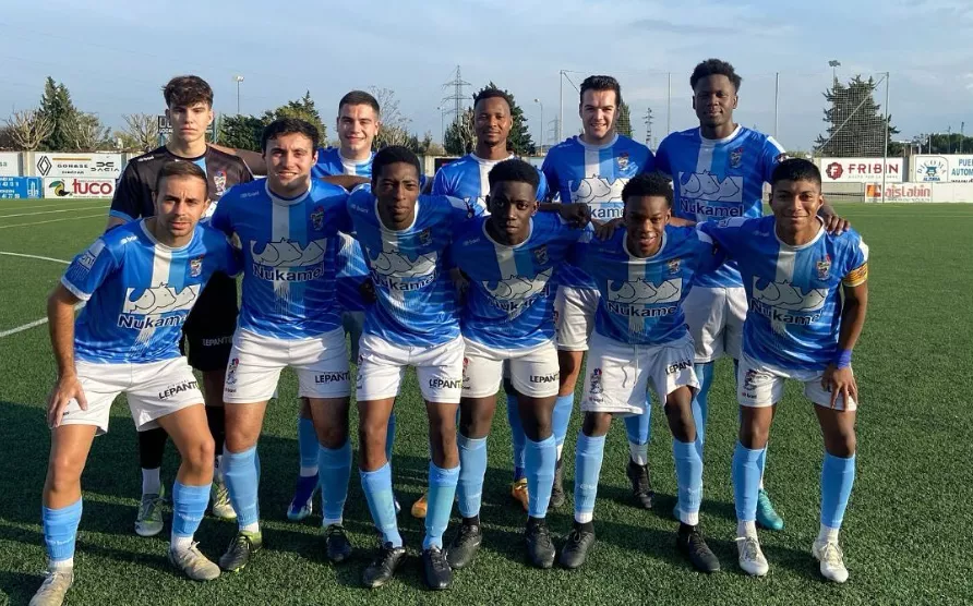 Once del Atlético Binéfar ante el Tardienta en su último partido. Foto: At. Binéfar