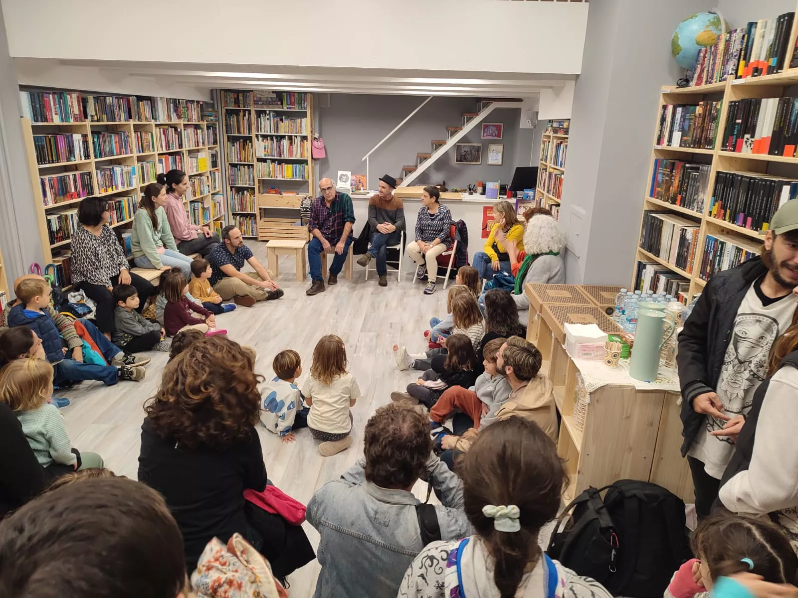 Presentación de Mascarada en la librería El Iglú de Huesca.