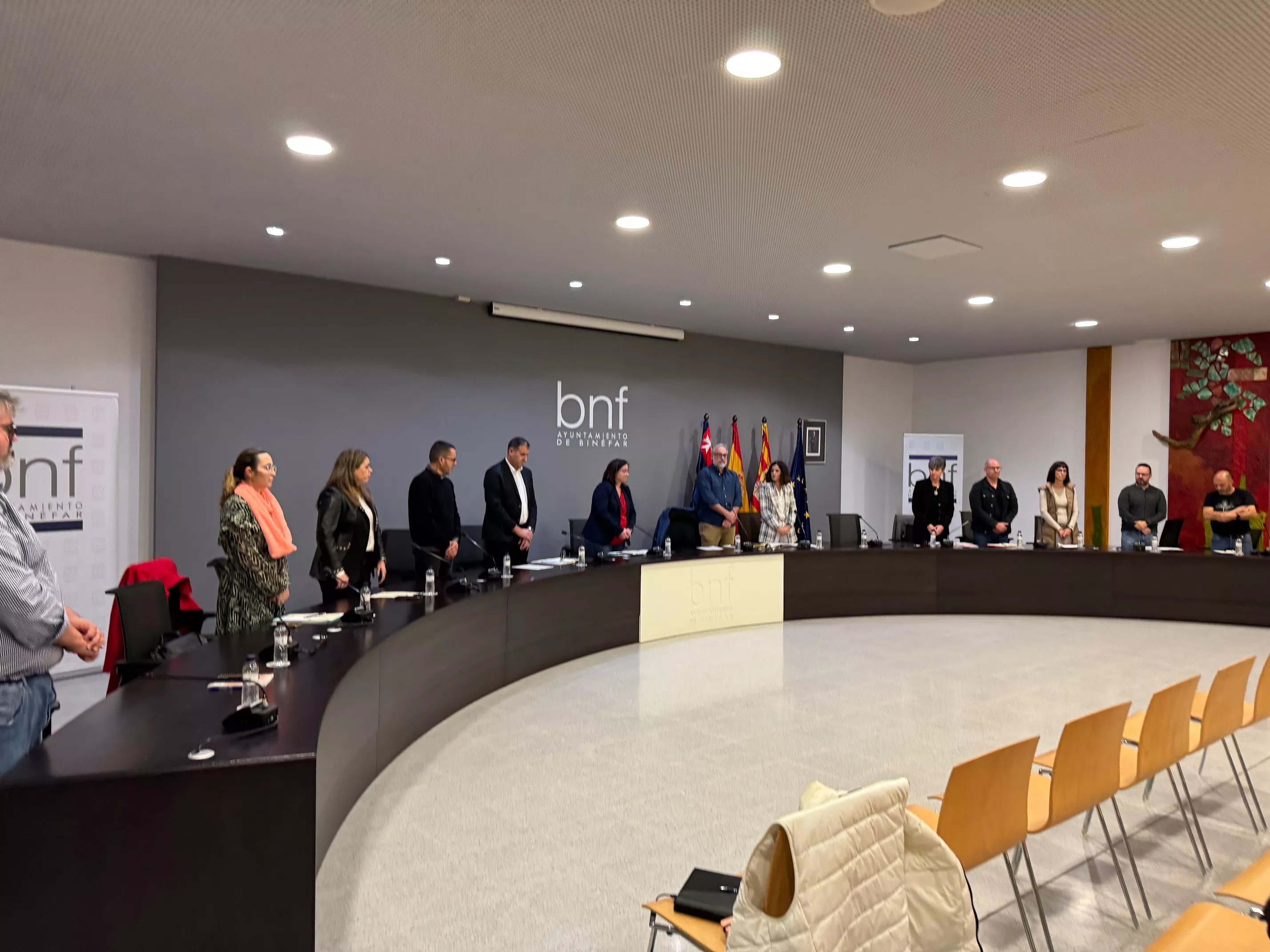 Ayuntamiento de Binéfar durante el minuto de silencio