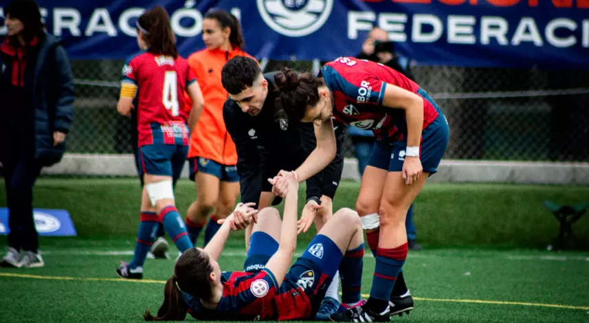 El Huesca Femenino busca su mejoría al calor de la afición