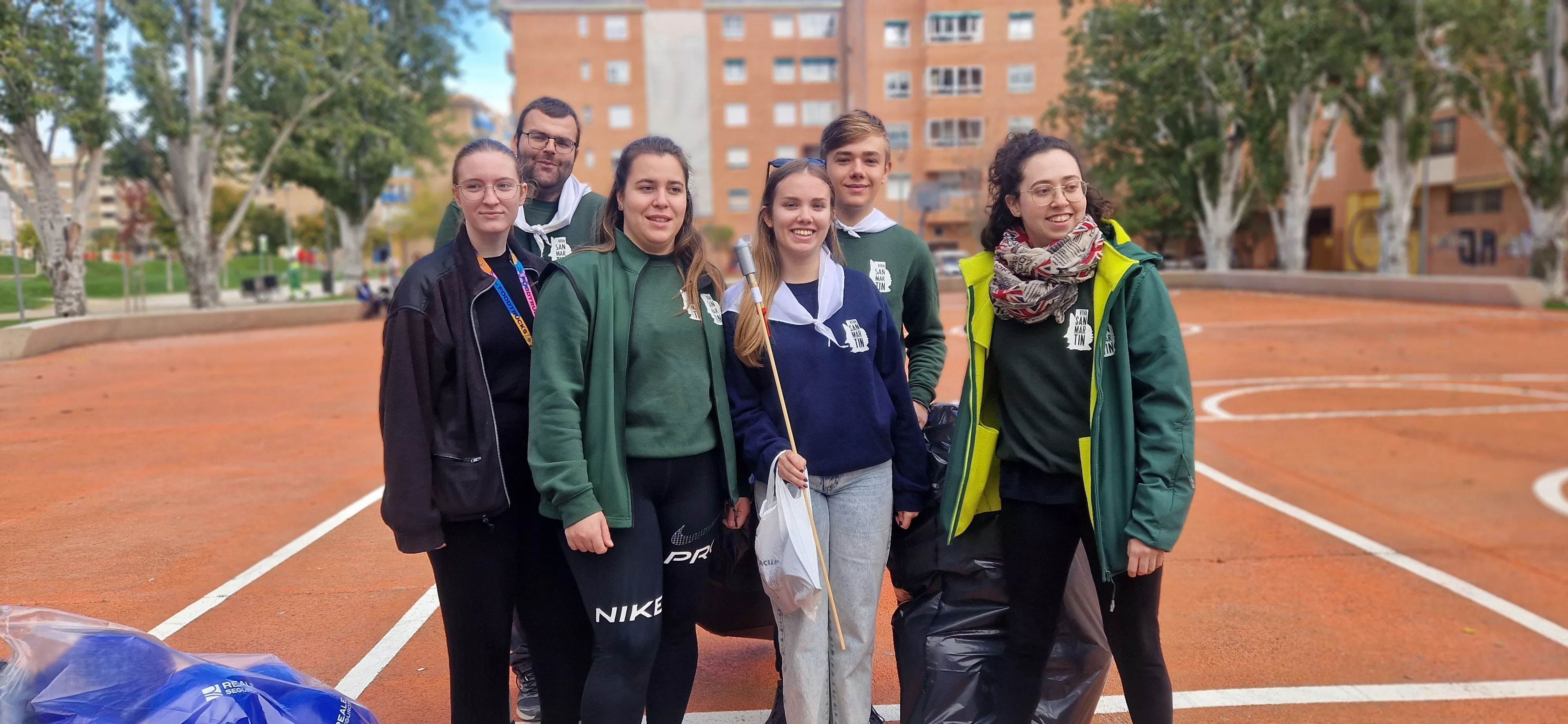 Comisión de las fiestas del barrio de San Martín. Foto Myriam Martínez 