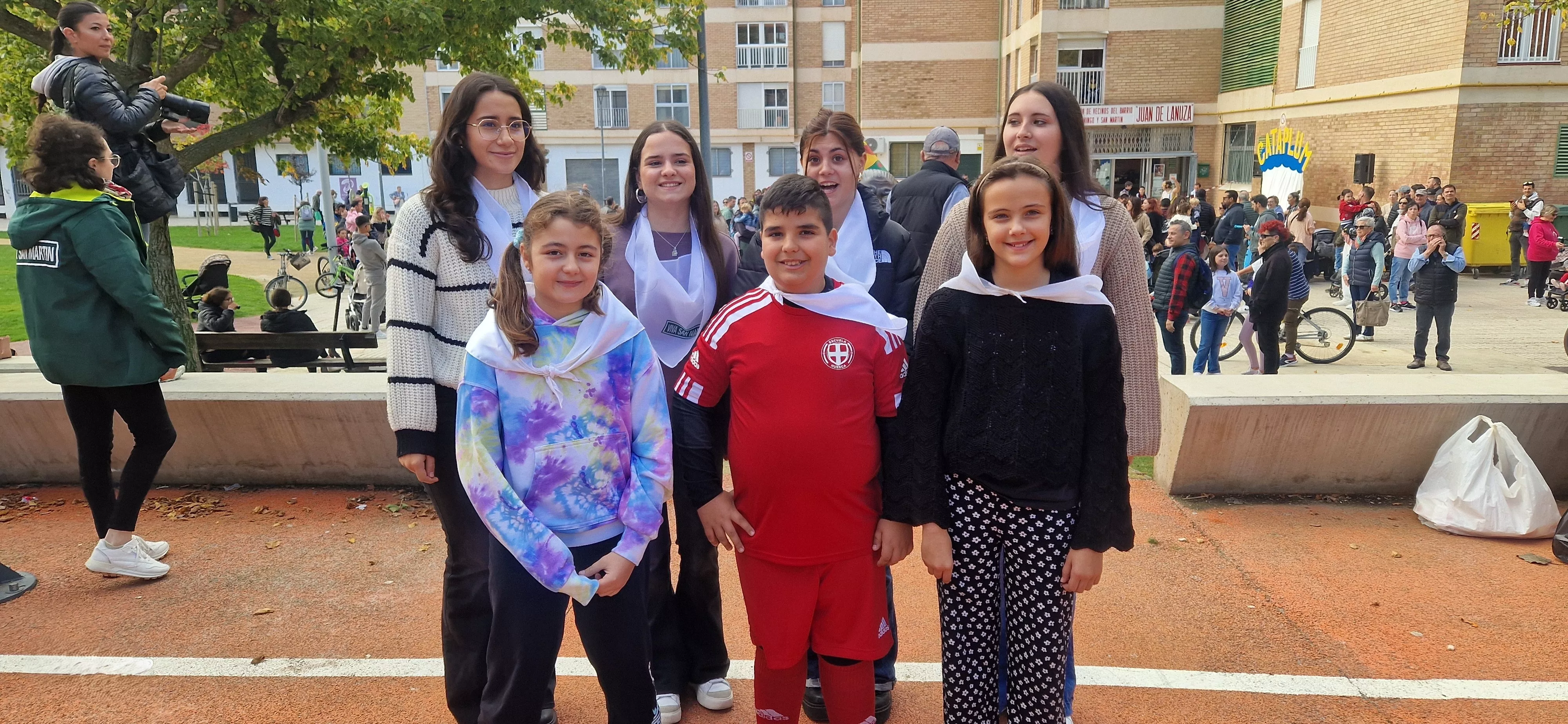 Comienzo de las fiestas del barrio de San Martín. Foto Myriam Martínez 