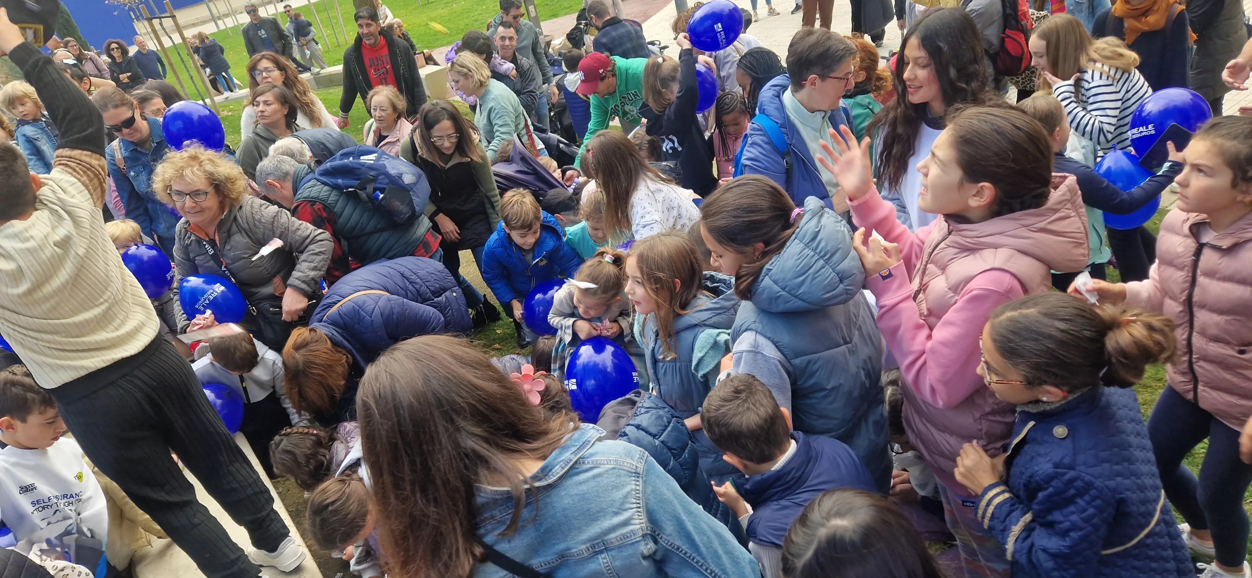 Comienzo de las fiestas del barrio de San Martín. Foto Myriam Martínez 