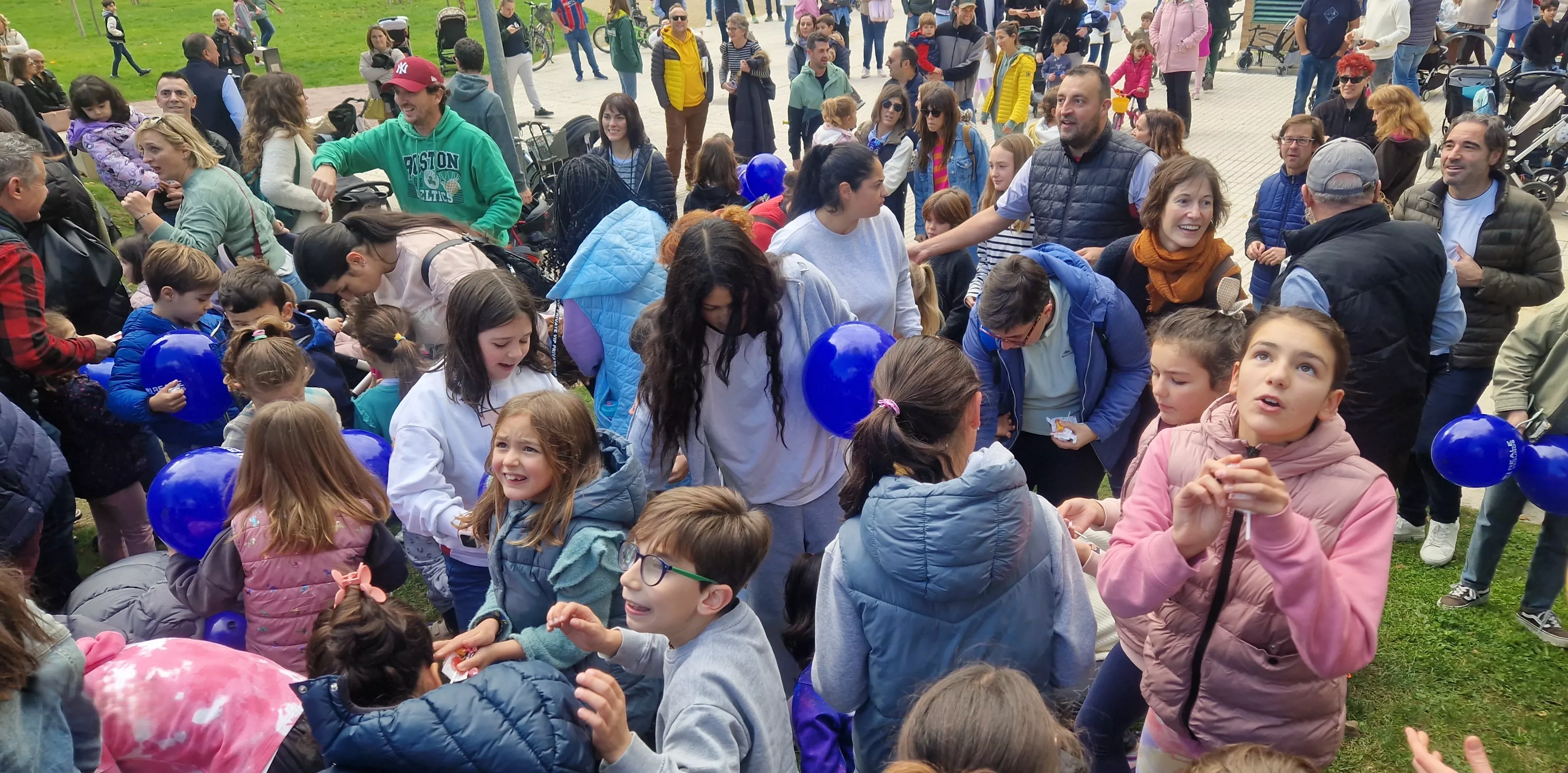 Comienzo de las fiestas del barrio de San Martín. Foto Myriam Martínez 