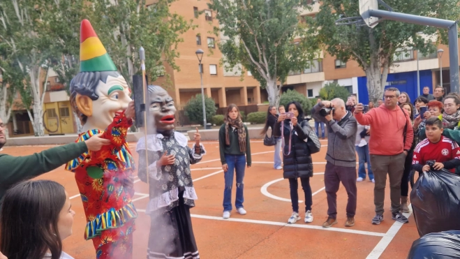 Lanzamiento del cohete. Foto Myriam Martínez Lanzamiento del cohete. Foto Myriam Martínez