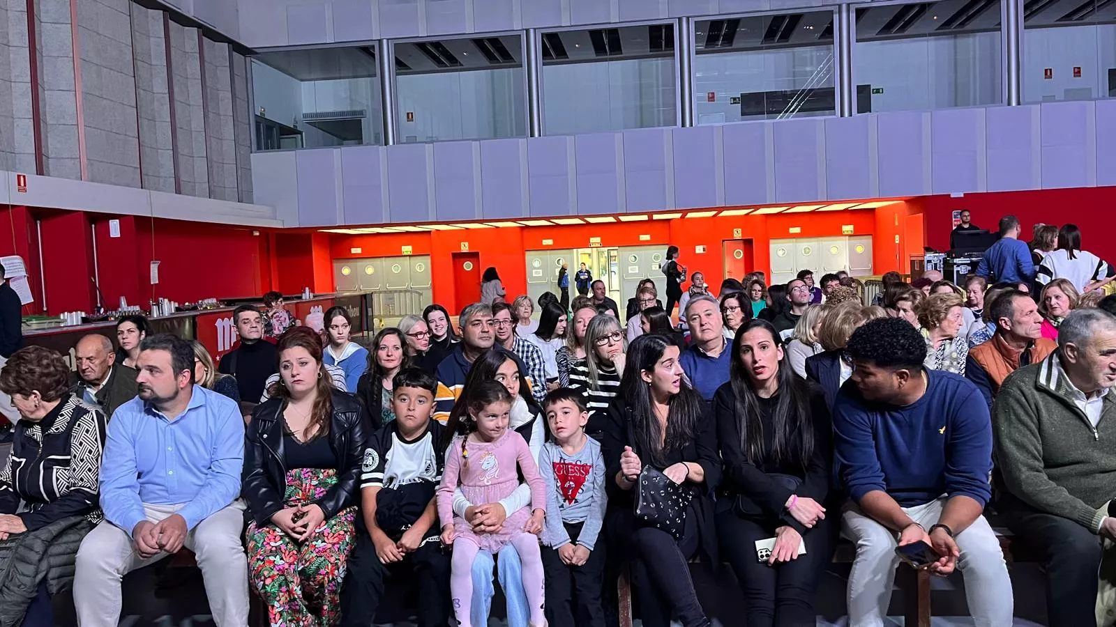 Acto de presentación de las mairalesas y mainate de las fiestas de San Martín 2024. Foto Mercedes Manterola