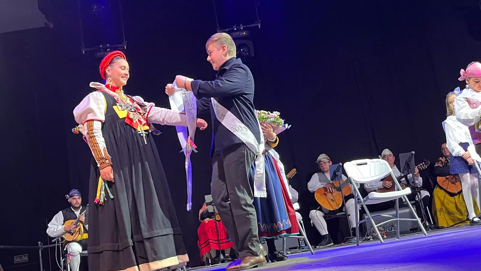 Acto de presentación de las mairalesas y mainate de las fiestas de San Martín 2024. Foto Mercedes Manterola