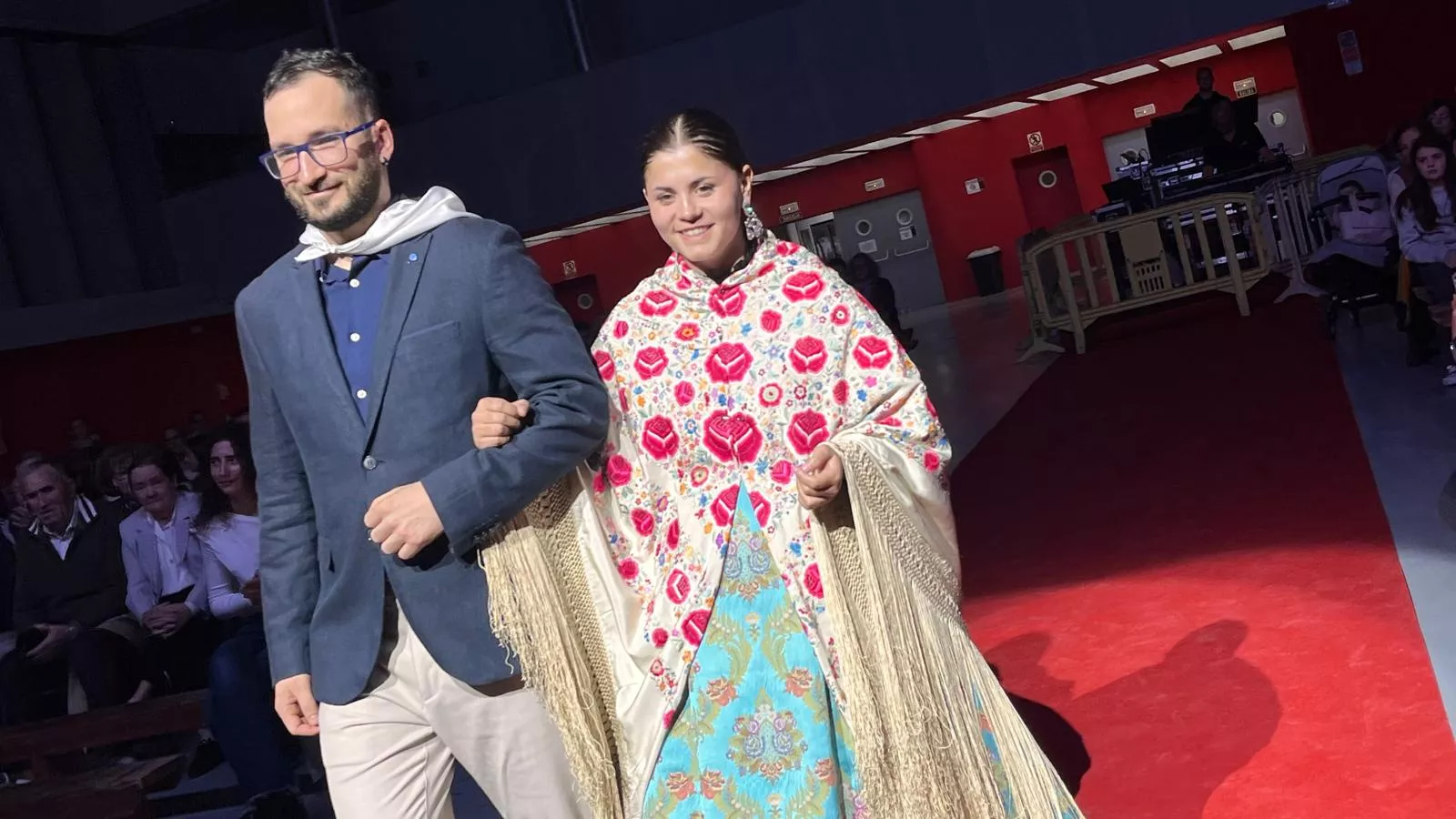 Acto de presentación de las mairalesas y mainate de las fiestas de San Martín 2024. Foto Mercedes Manterola