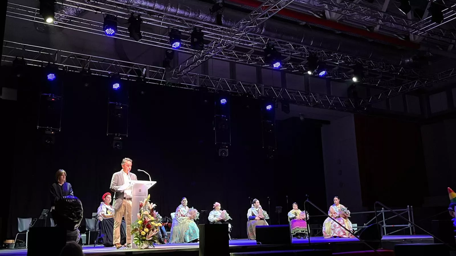 Acto de presentación de las mairalesas y mainate de las fiestas de San Martín 2024. Foto Mercedes Manterola