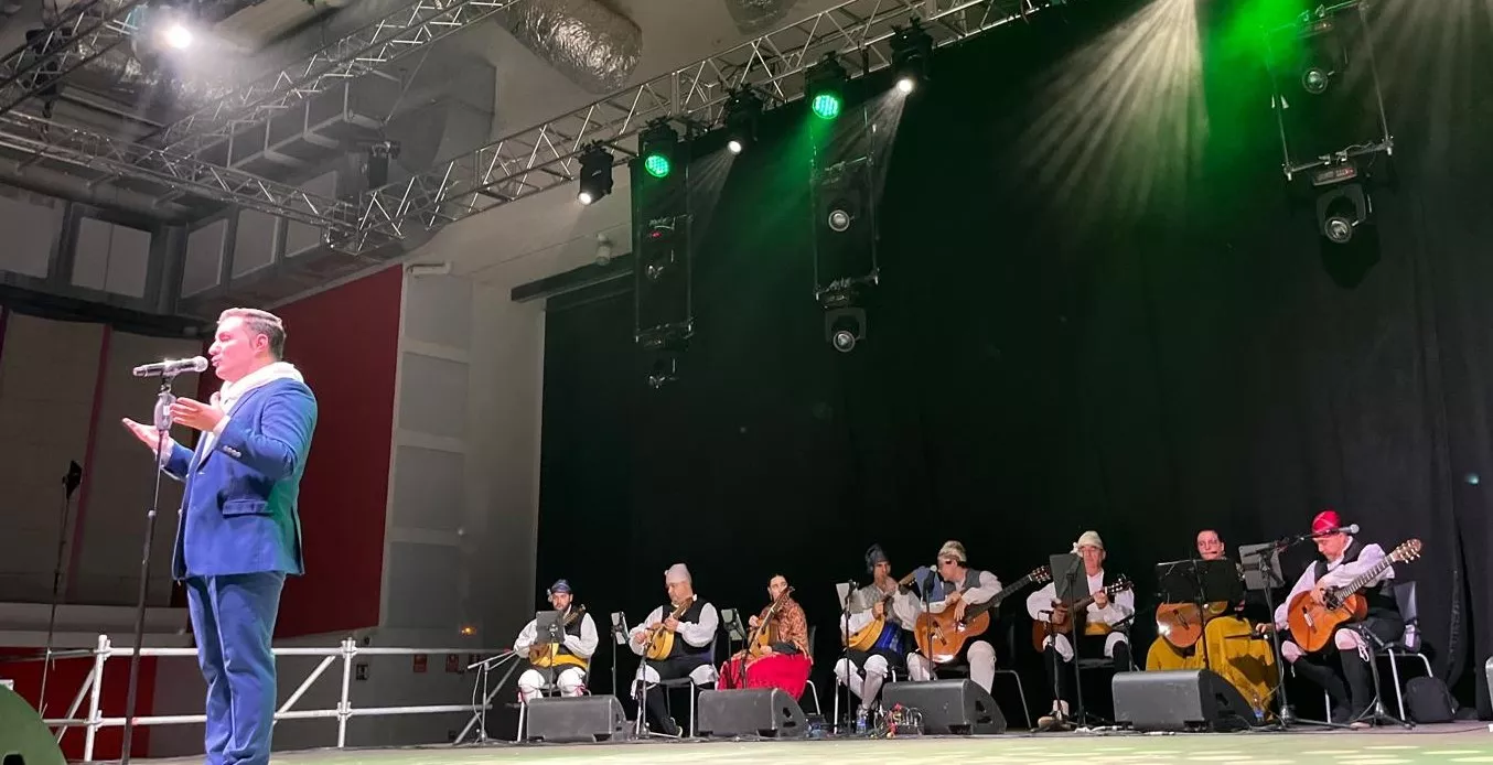 Acto de presentación de las mairalesas y mainate de las fiestas de San Martín 2024. Foto Mercedes Manterola