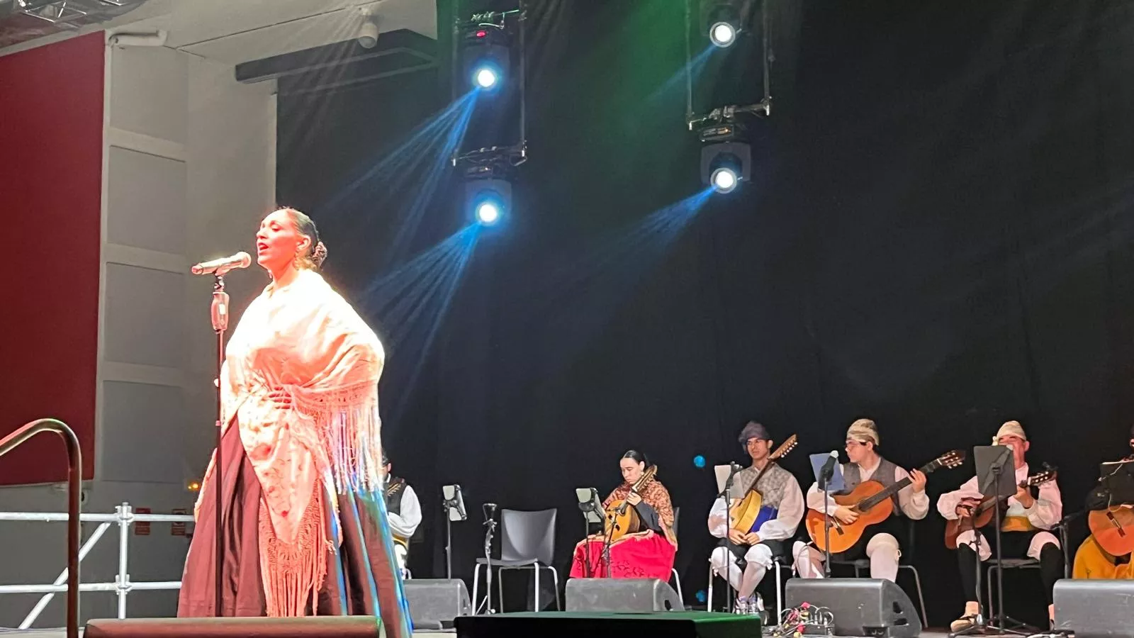 Acto de presentación de las mairalesas y mainate de las fiestas de San Martín 2024. Foto Mercedes Manterola