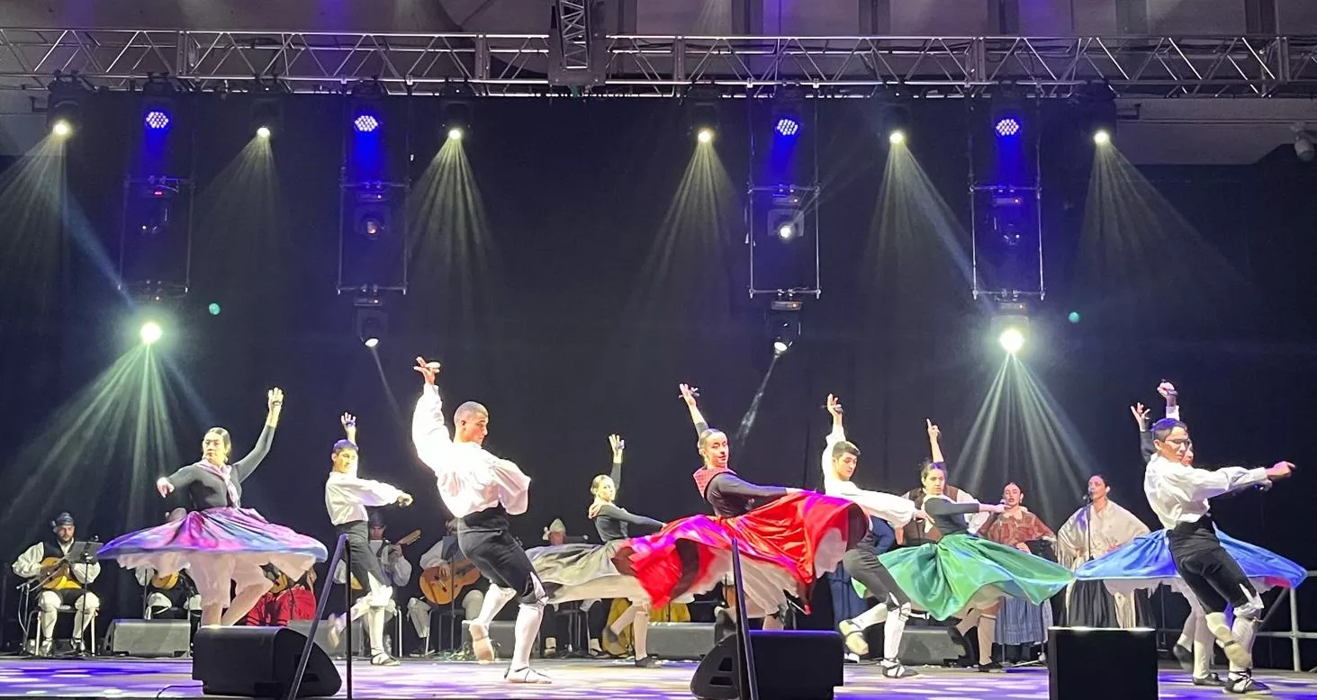 Acto de presentación de las mairalesas y mainate de las fiestas de San Martín 2024. Foto Mercedes Manterola