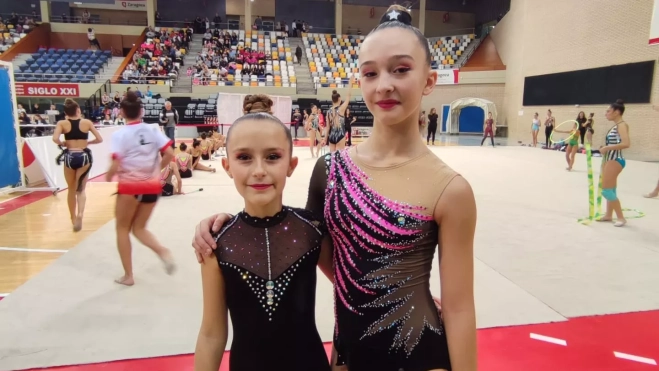 Malena Pastor y Mara Gil Malena Pastor y Mara Gil