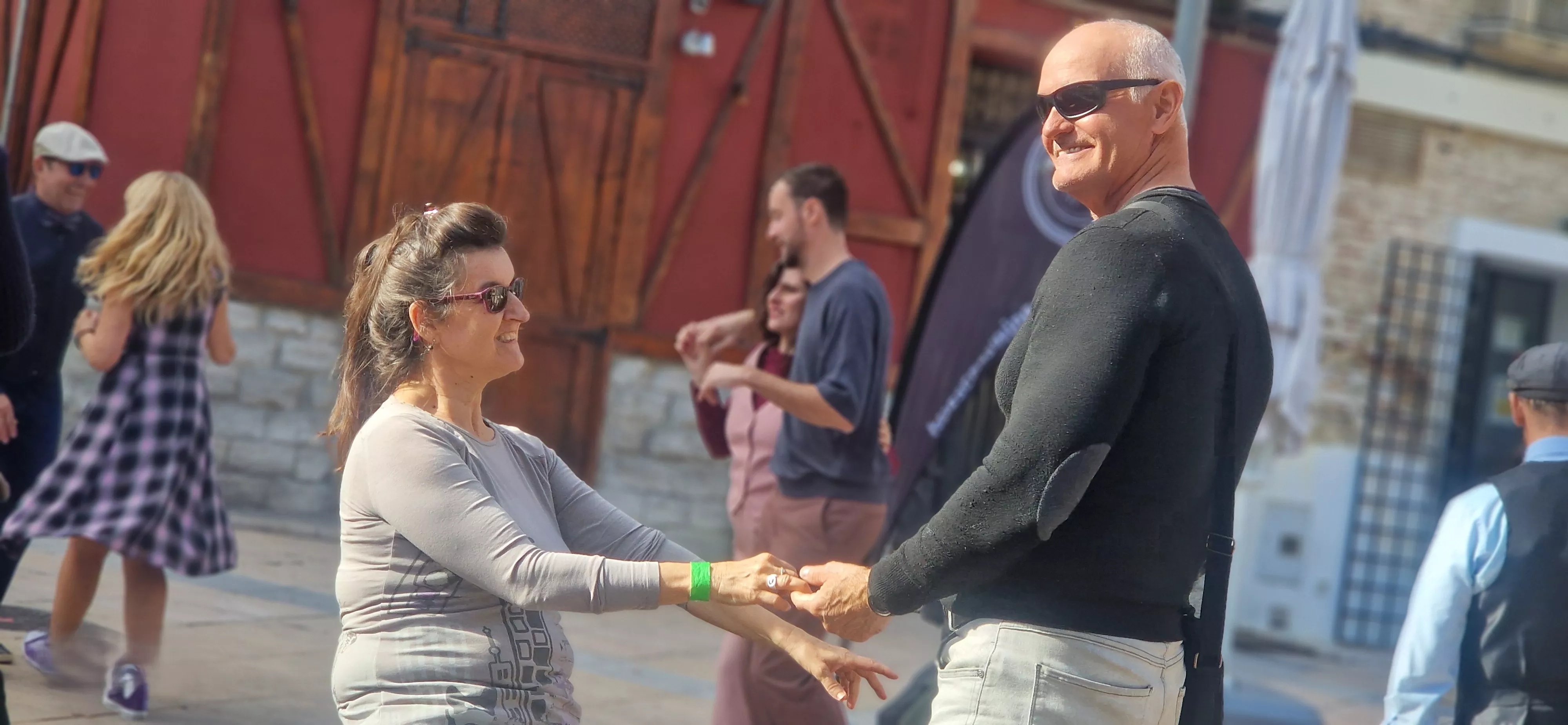 Huesconswing, en las fiestas de San Martín 2024 Foto Myriam Martínez