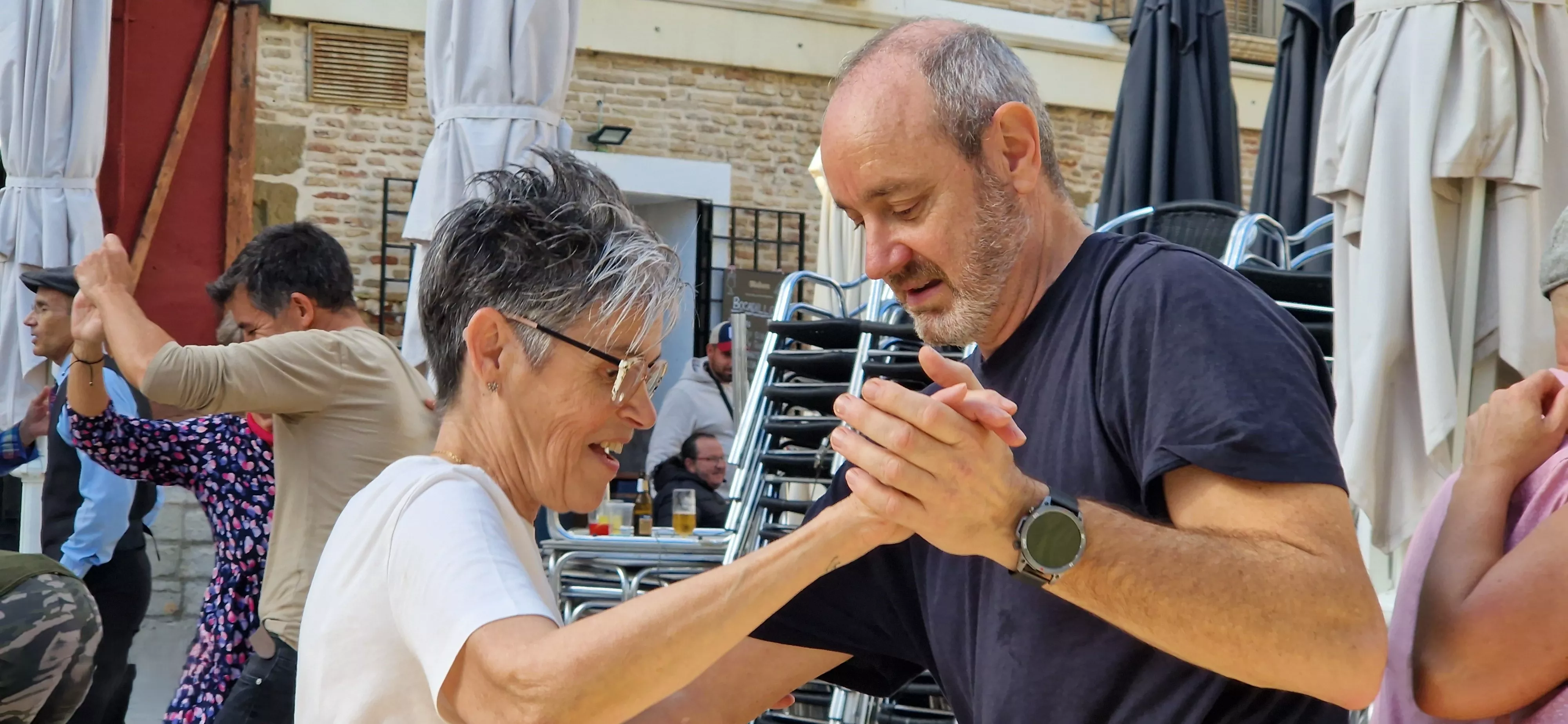 Huesconswing, en las fiestas de San Martín 2024 Foto Myriam Martínez