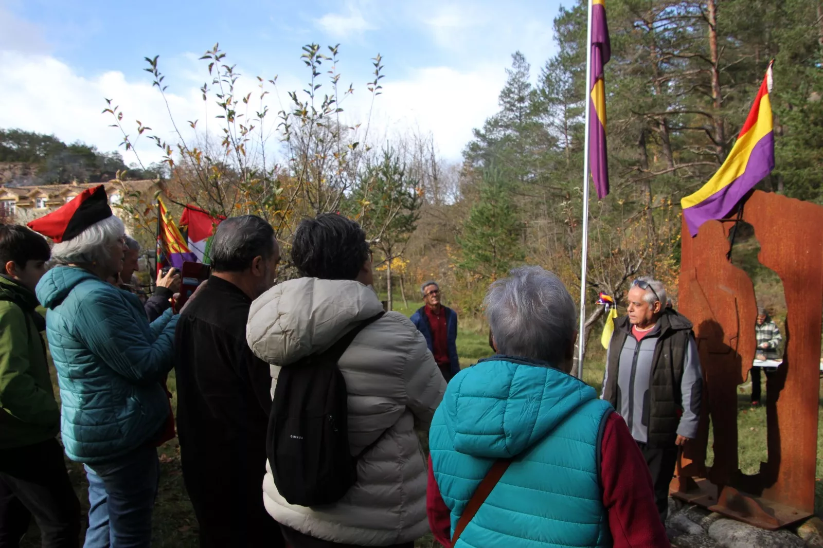 Homenaje al soldado caído en la defensa de la República en el Molino Escartín. Foto Carlos Neofato